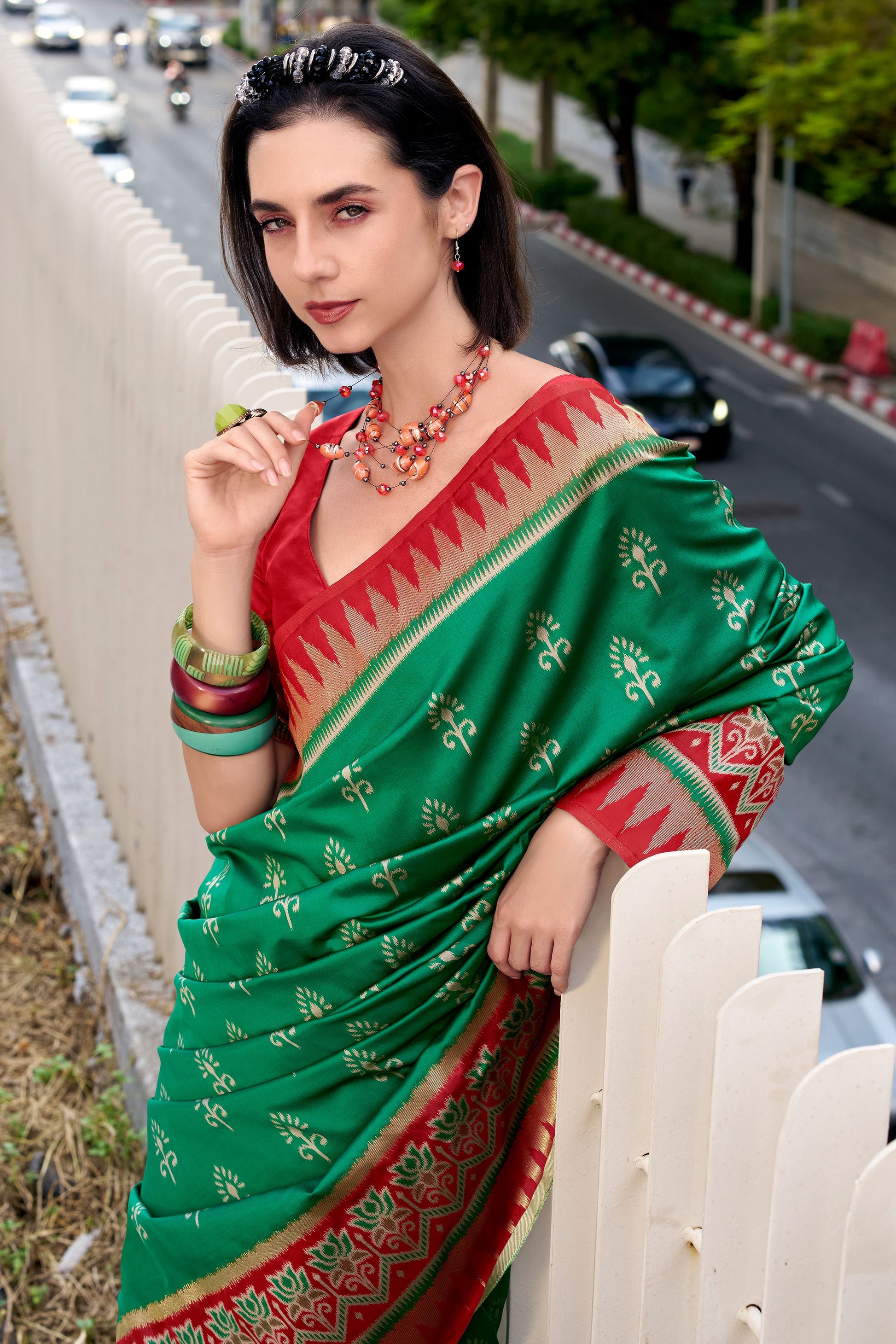 Parrot Green Woven Silk Saree-ZB134698_4_SareeButa.com