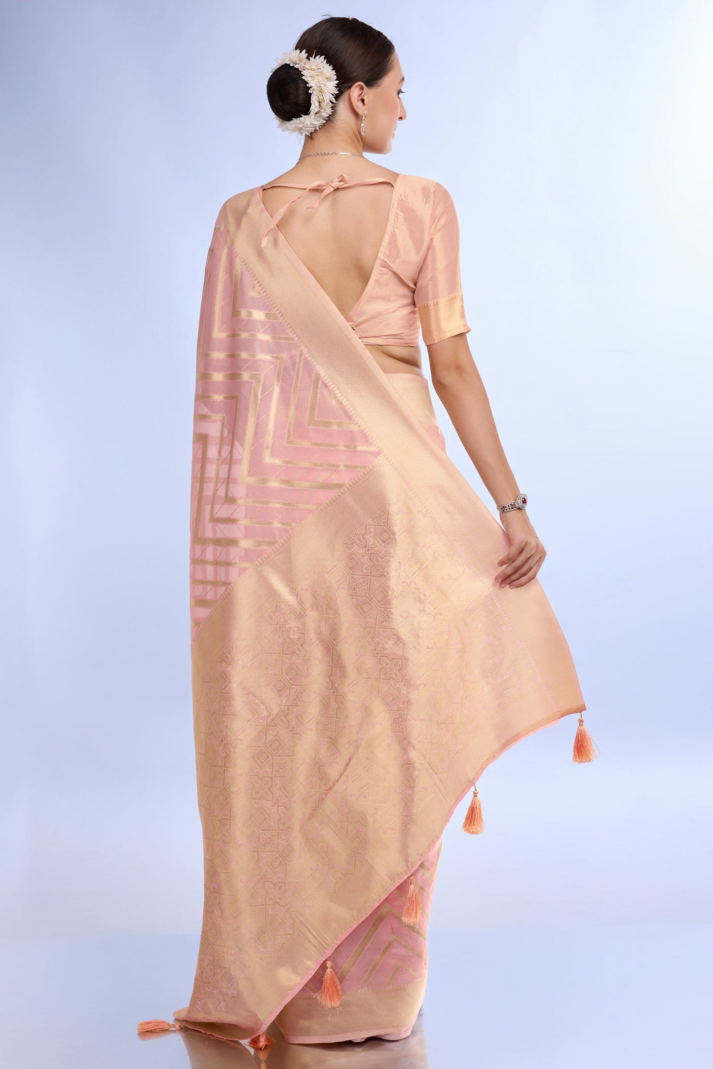 peach-woven-organza-saree-zb132173_4_SareeButa.com