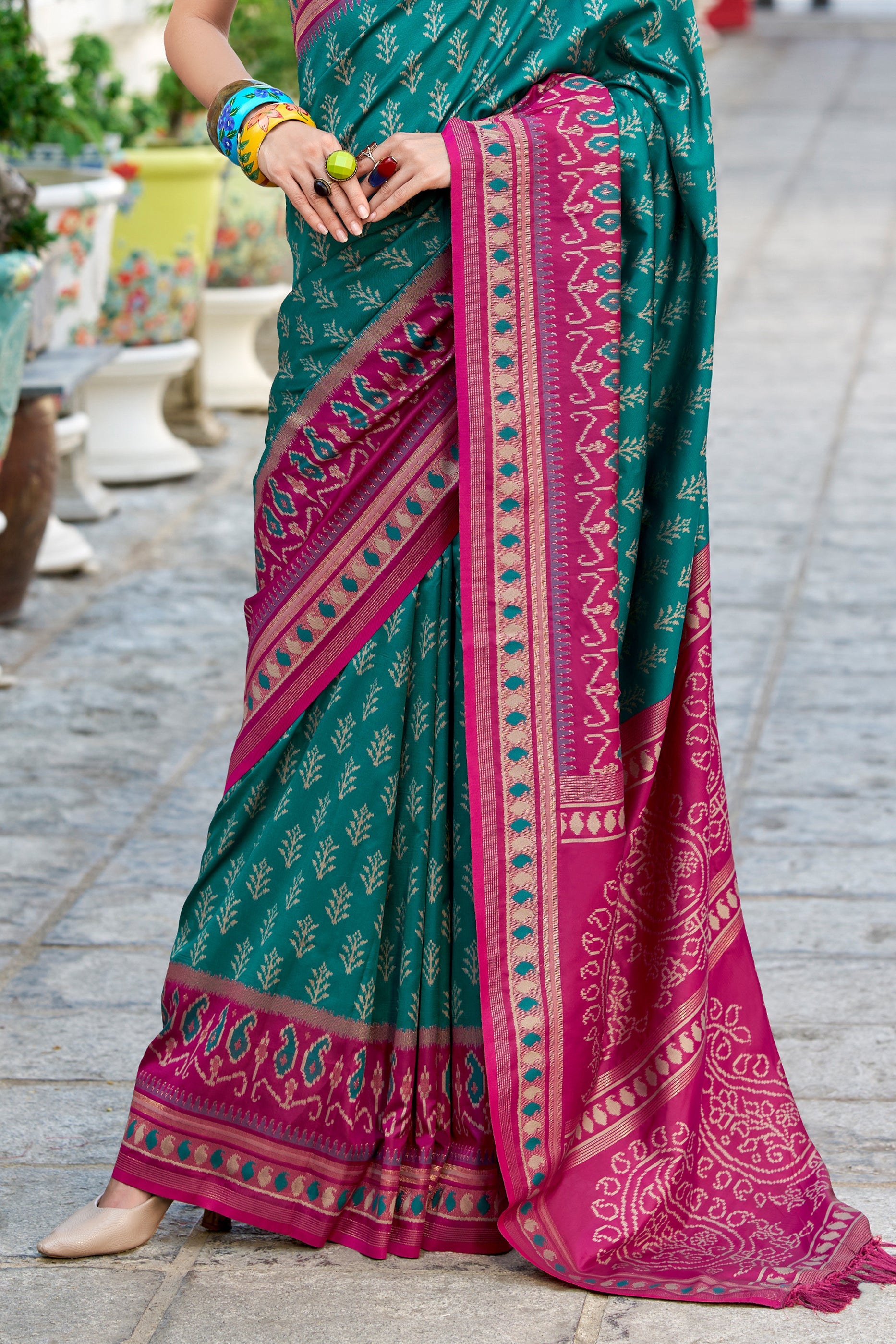 Pine Green Woven Soft Ikat Silk Saree-SAR10030_4_SareeButa.com