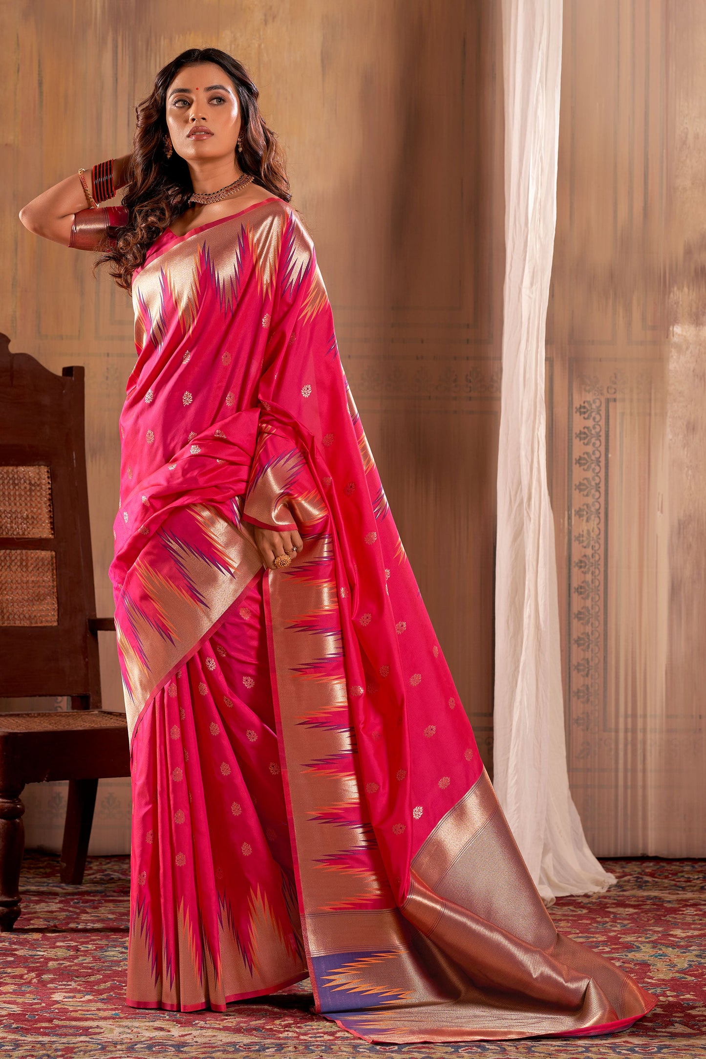 pink-banarasi-silk-saree-zb130798_1_SareeButa.com