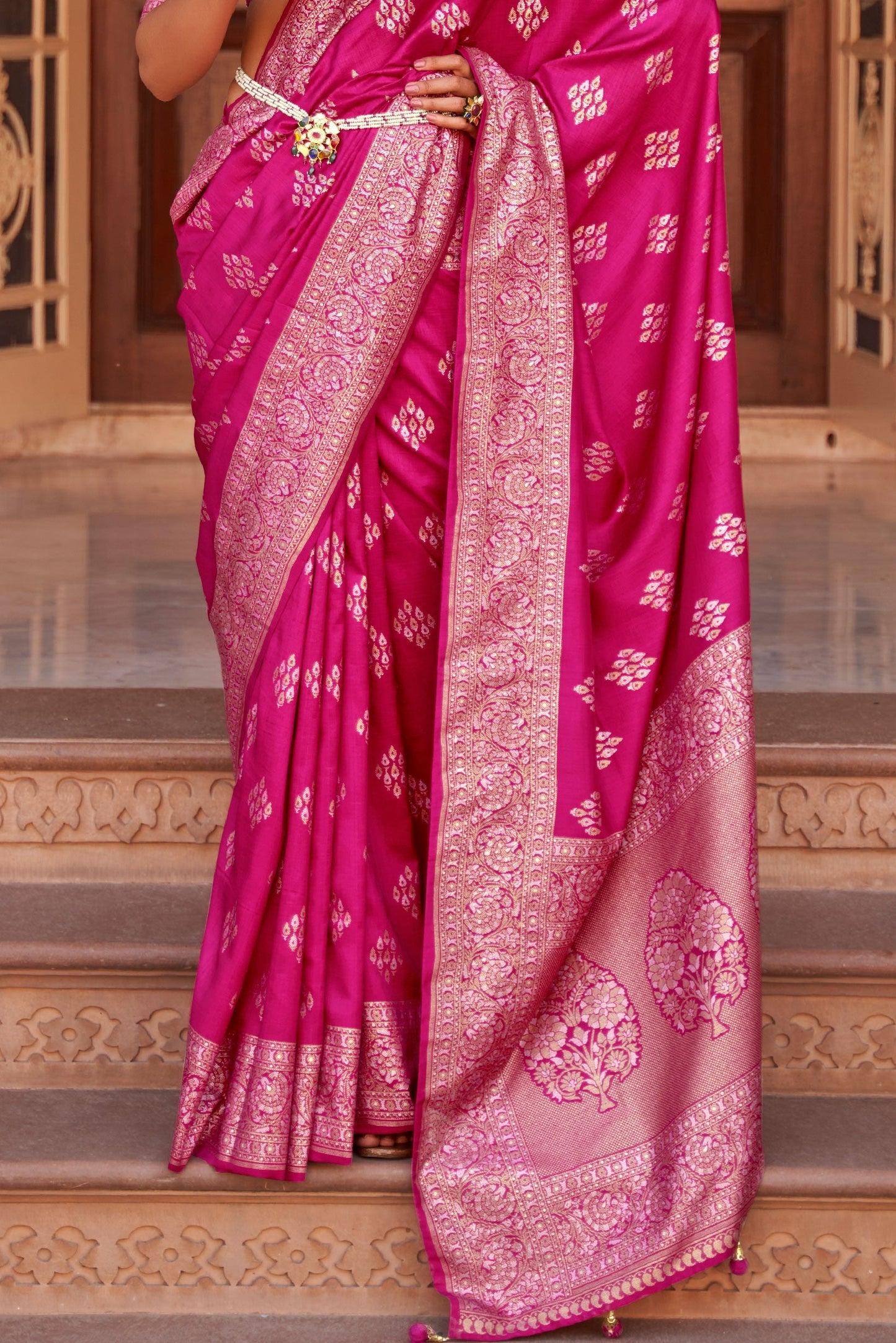 pink-banarasi-silk-saree-zb130834_3_SareeButa.com