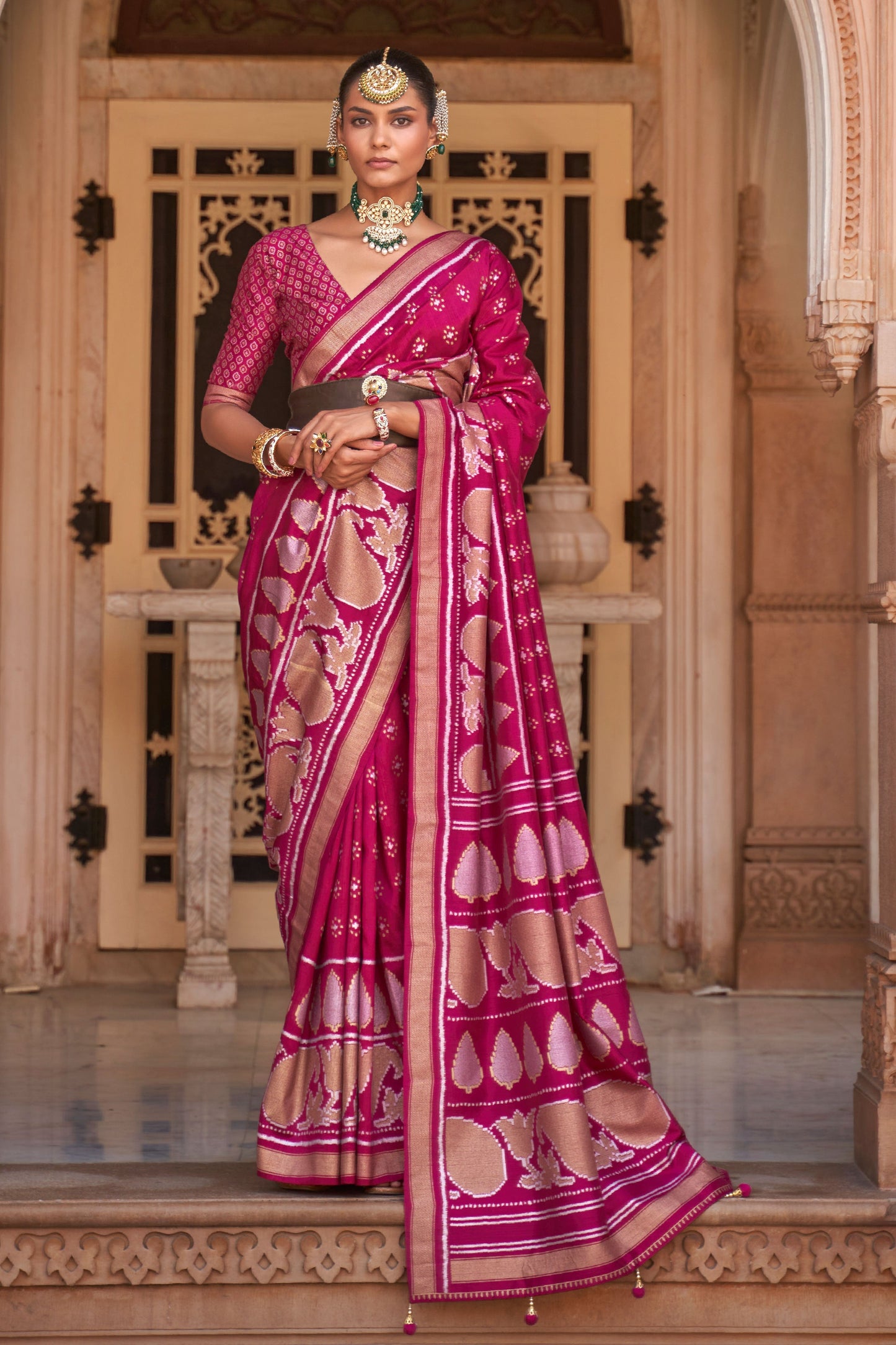 pink-banarasi-silk-saree-zb130840_1_SareeButa.com