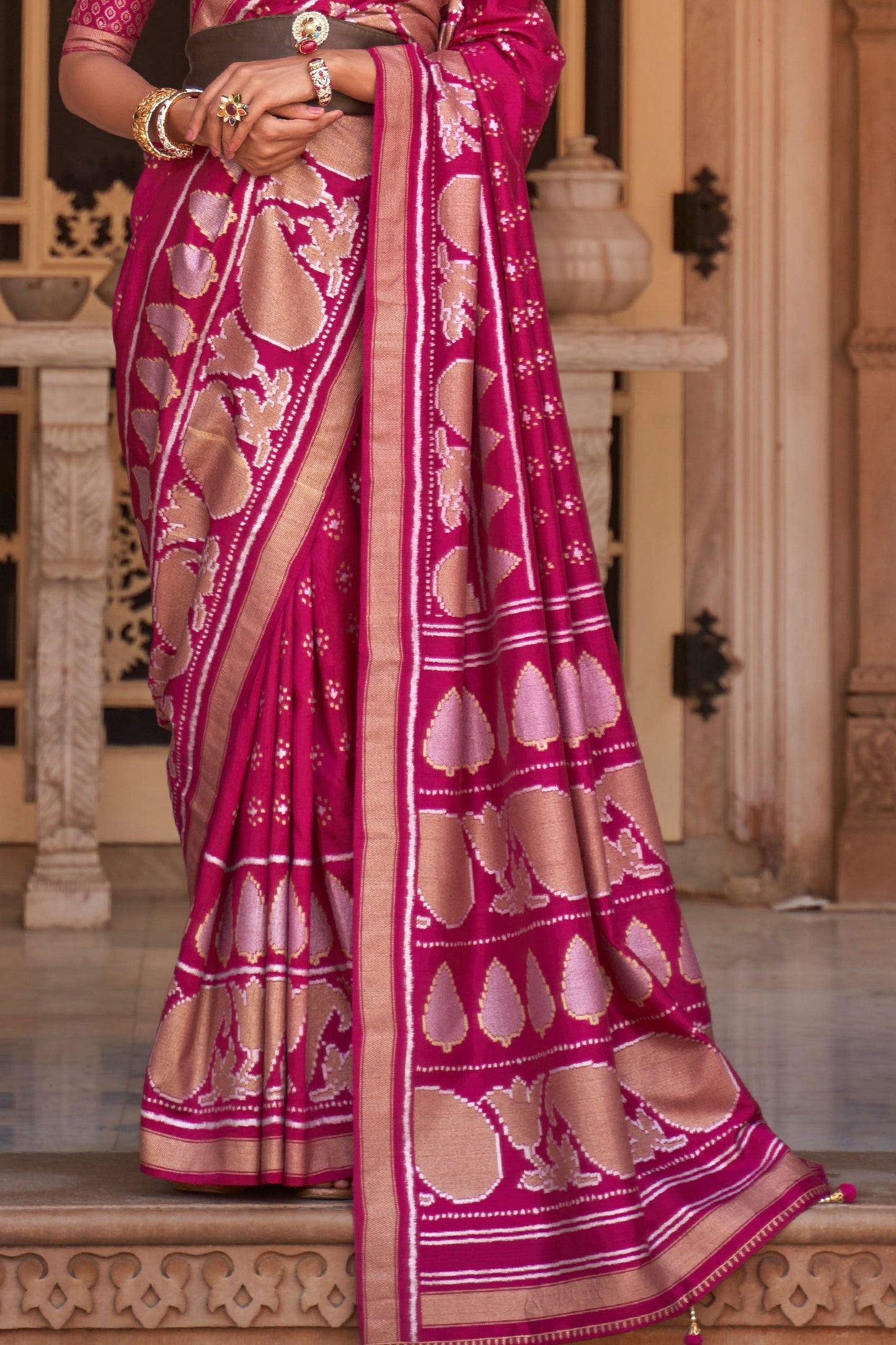 pink-banarasi-silk-saree-zb130840_3_SareeButa.com