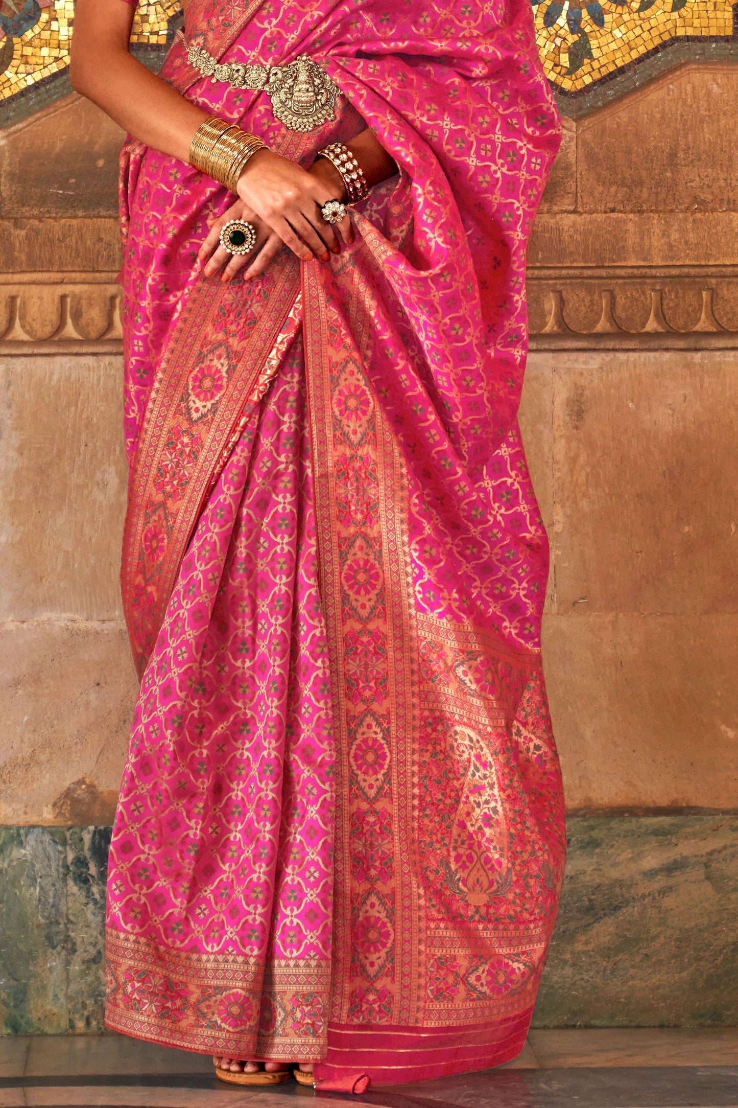 pink-banarasi-silk-saree-zb130999_3_SareeButa.com