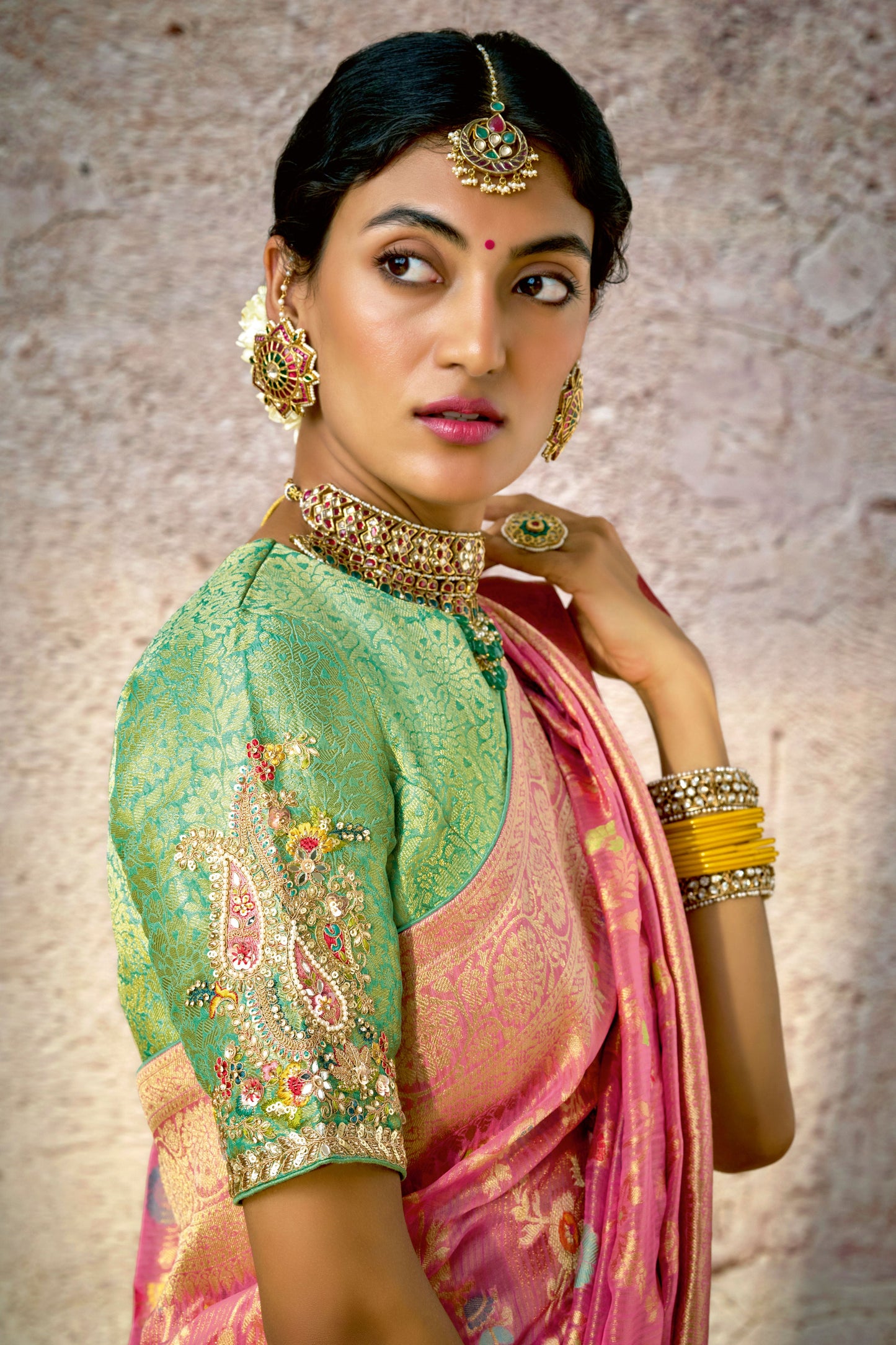 pink-kora-silk-banarasi-saree-zb132909_2_SareeButa.com