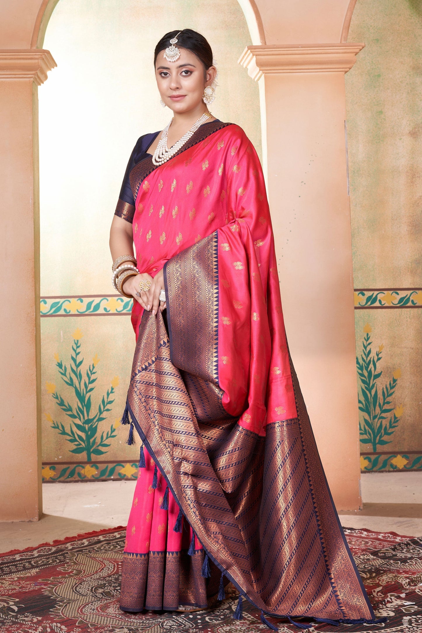 pink-kubera-pattu-kanjivaram-saree-zb131662_3_SareeButa.com