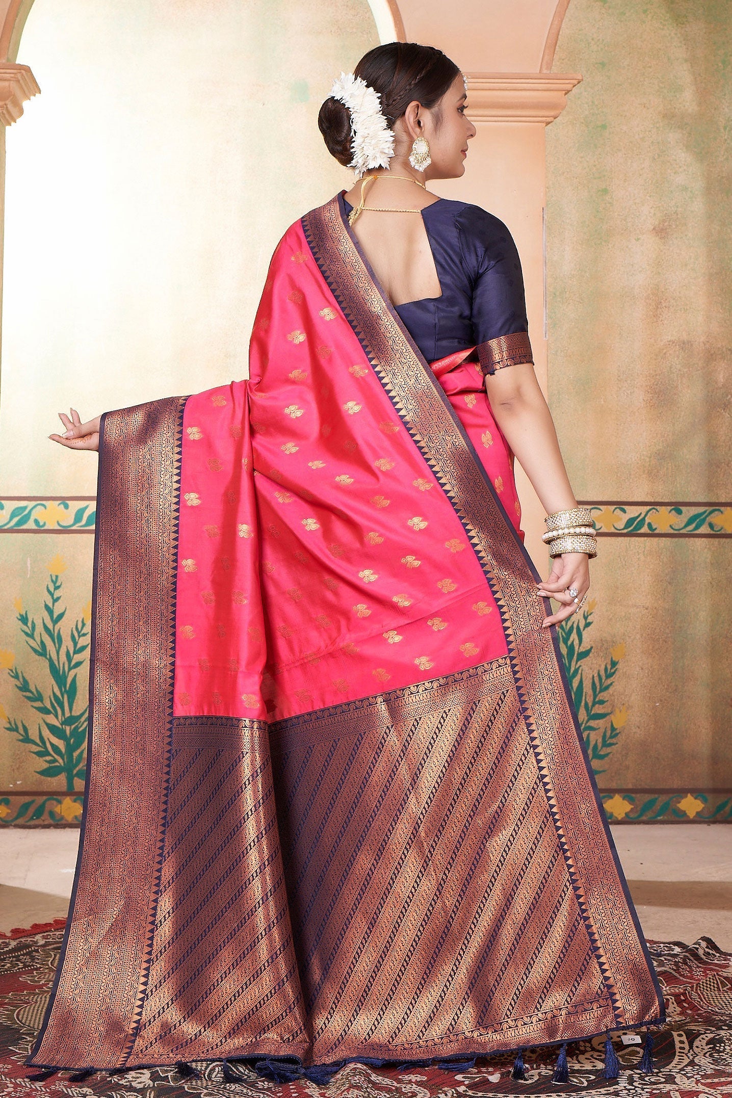 pink-kubera-pattu-kanjivaram-saree-zb131662_4_SareeButa.com