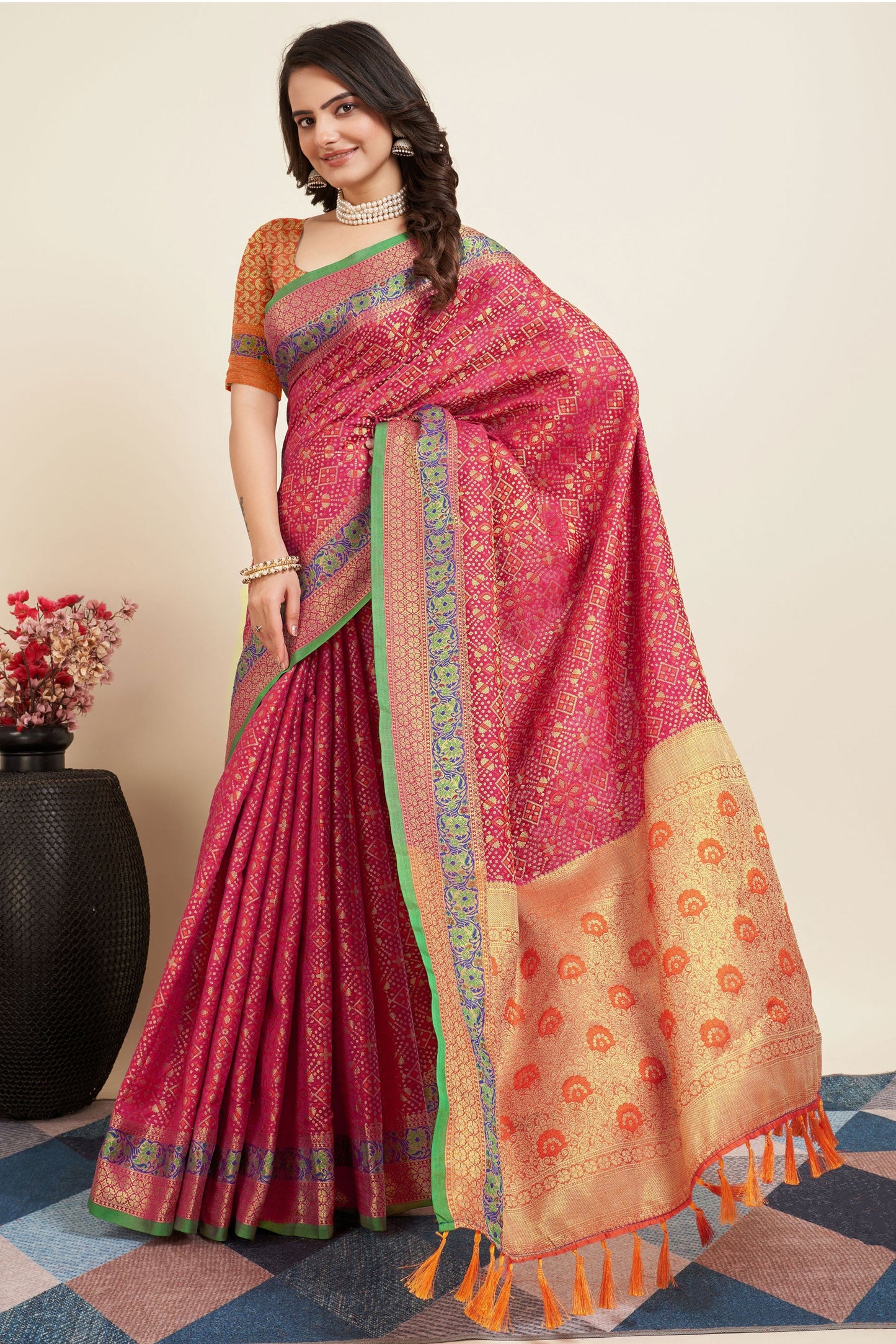 pink-patola-silk-saree-zb130530_3_SareeButa.com