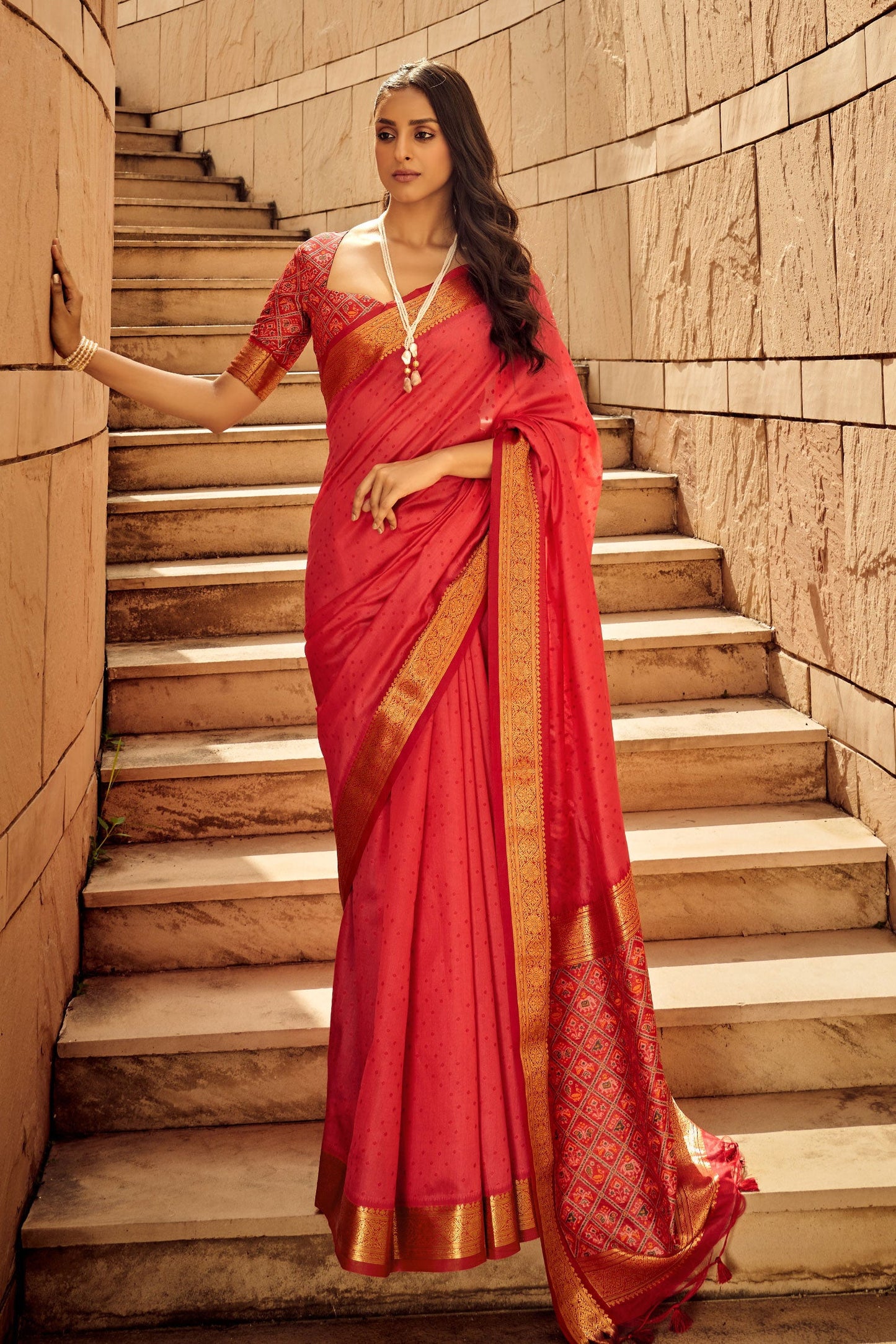 pink-patola-silk-saree-zb130626_1_SareeButa.com