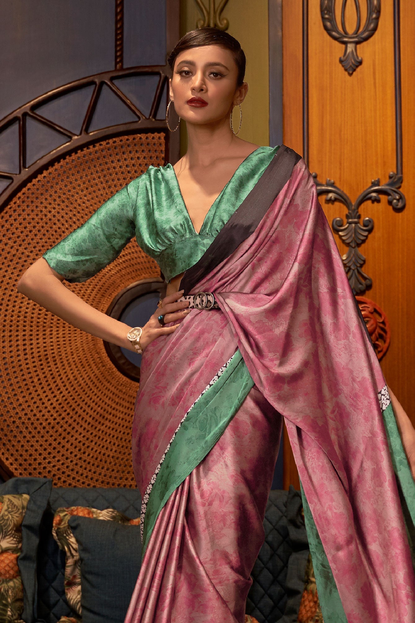 pink-printed-crepe-saree-zb140143_2_SareeButa.com