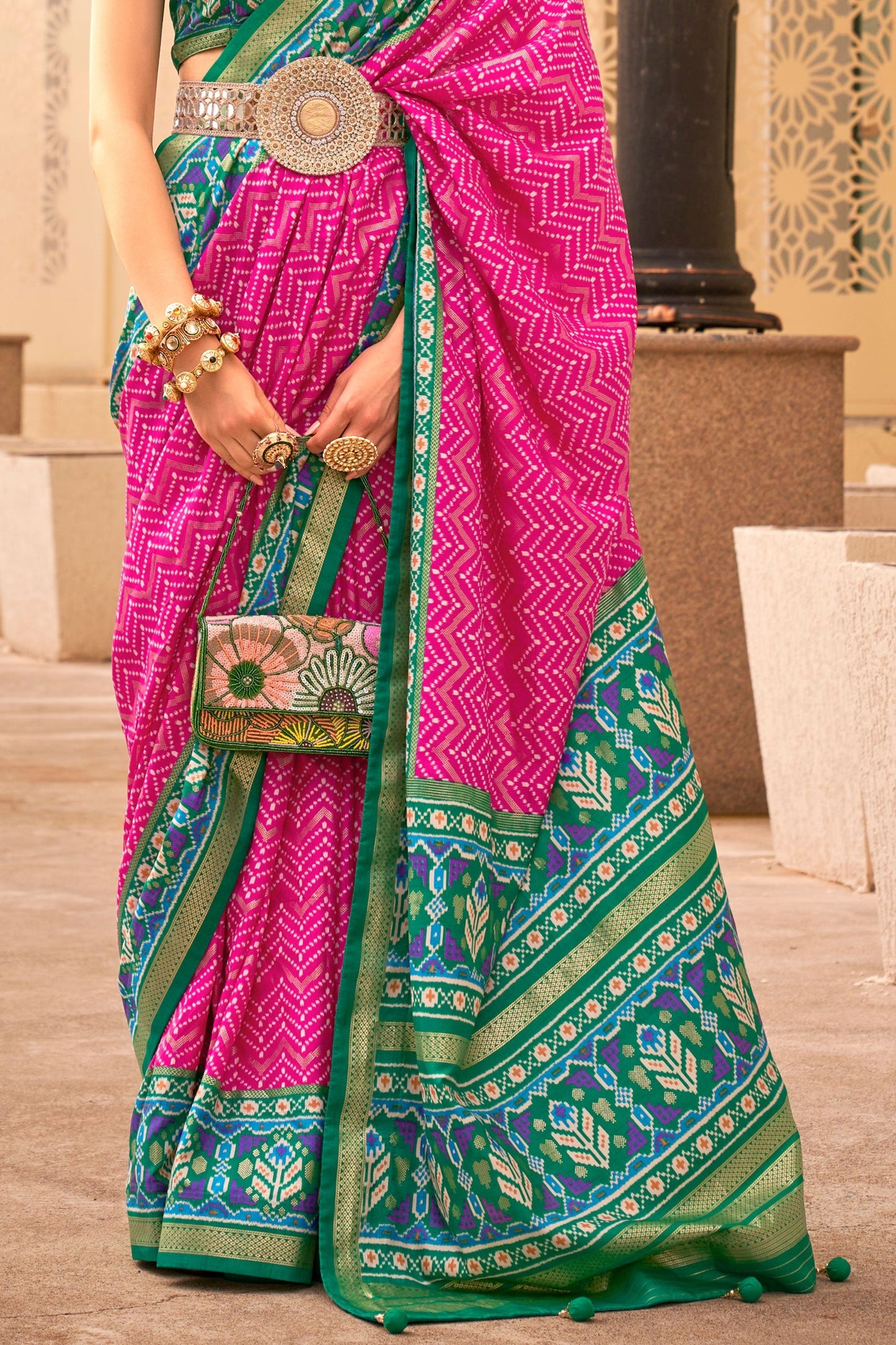 pink-printed-patola-silk-saree-zb131003_3_SareeButa.com