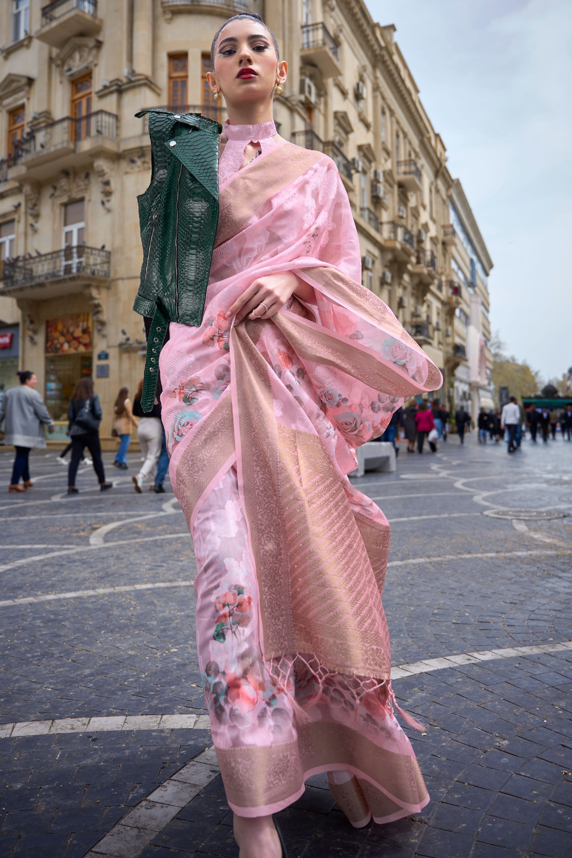 pink-sequined-brasso-saree-zb140547_2_SareeButa.com