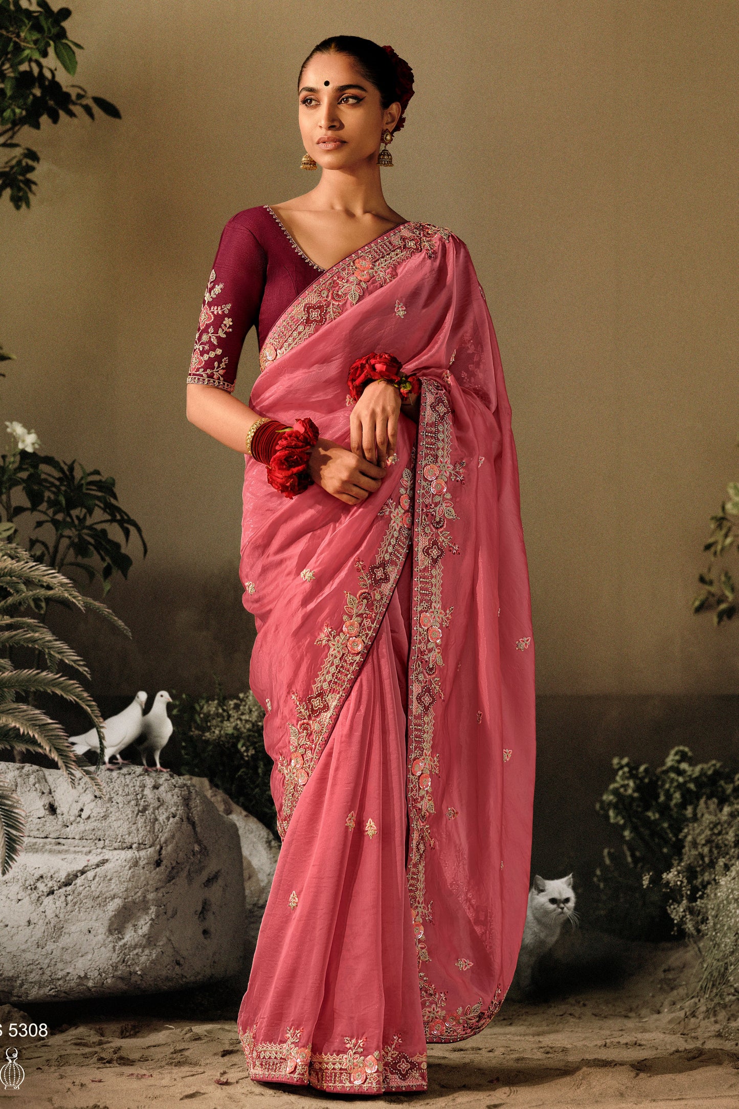 pink-silk-heavy-work-saree-zb132228_1_SareeButa.com