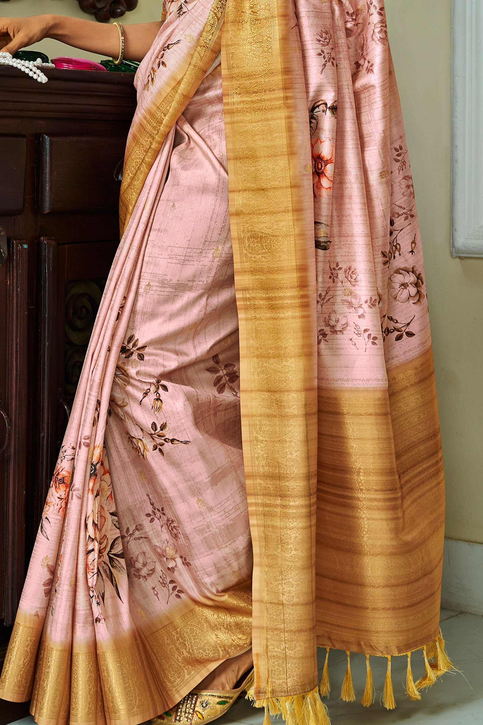 pink-silk-saree-zb130664_3_SareeButa.com