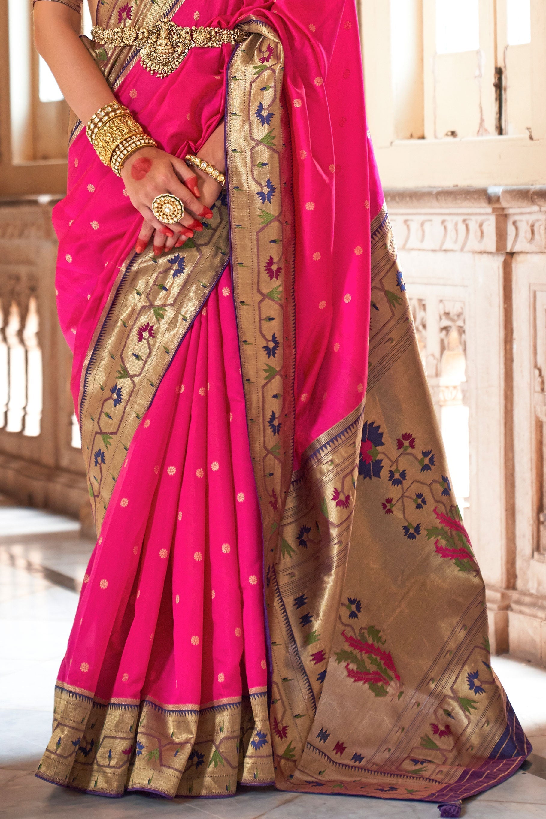 pink-woven-paithani-silk-saree-zb130984_3_SareeButa.com