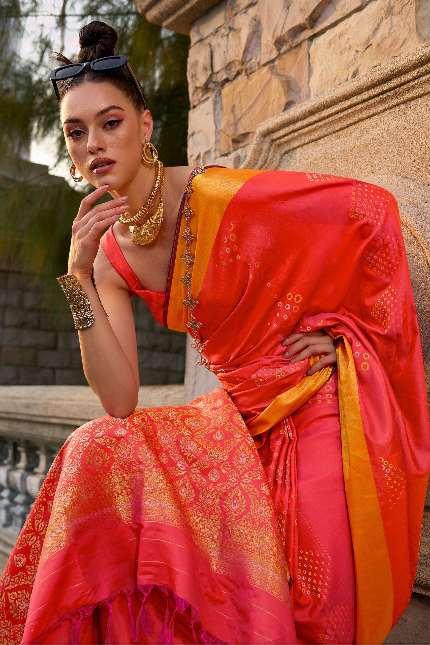 pink-woven-silk-saree-zb131745_2_SareeButa.com