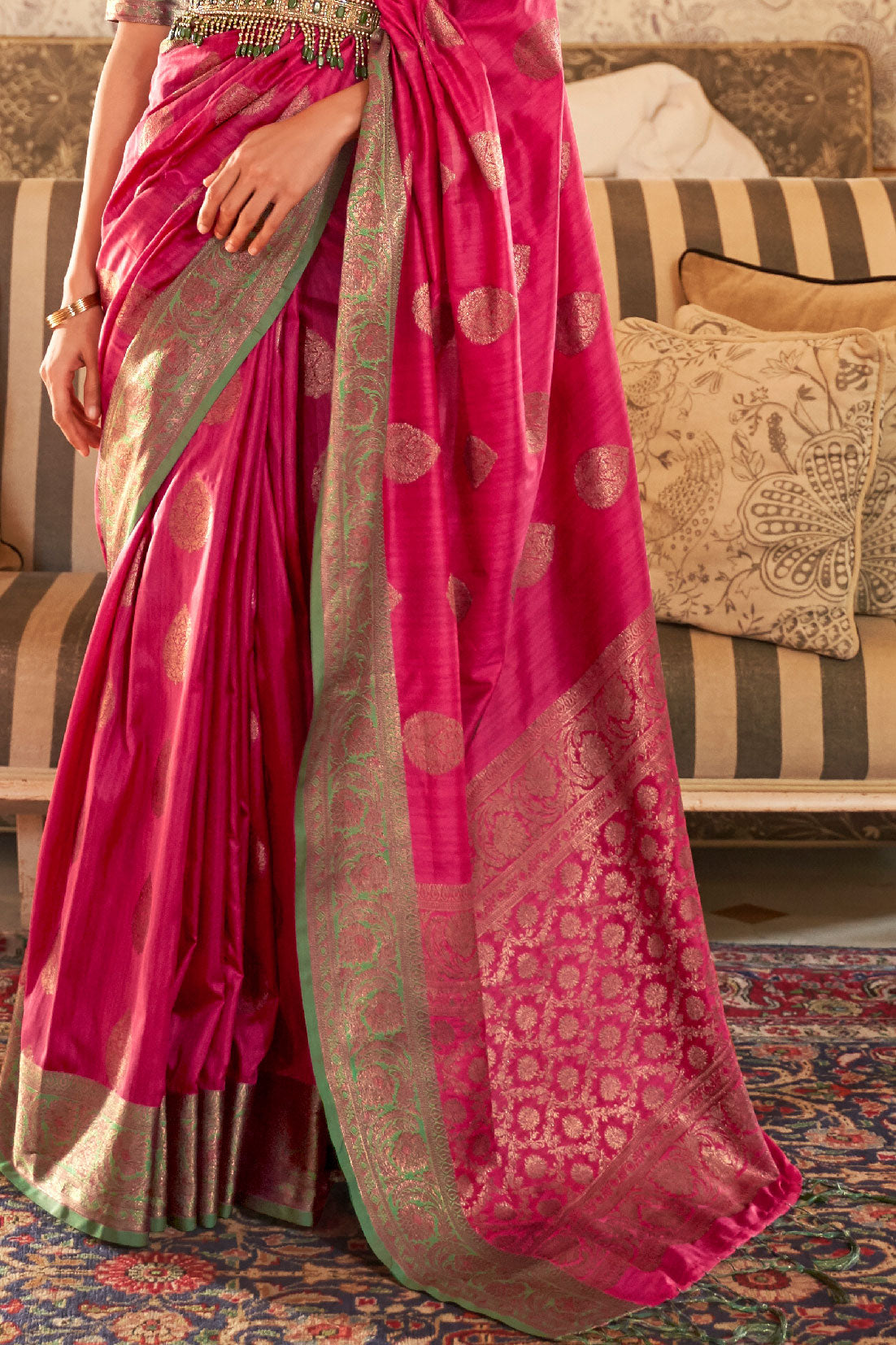 pink-woven-silk-saree-zb140048_4_SareeButa.com