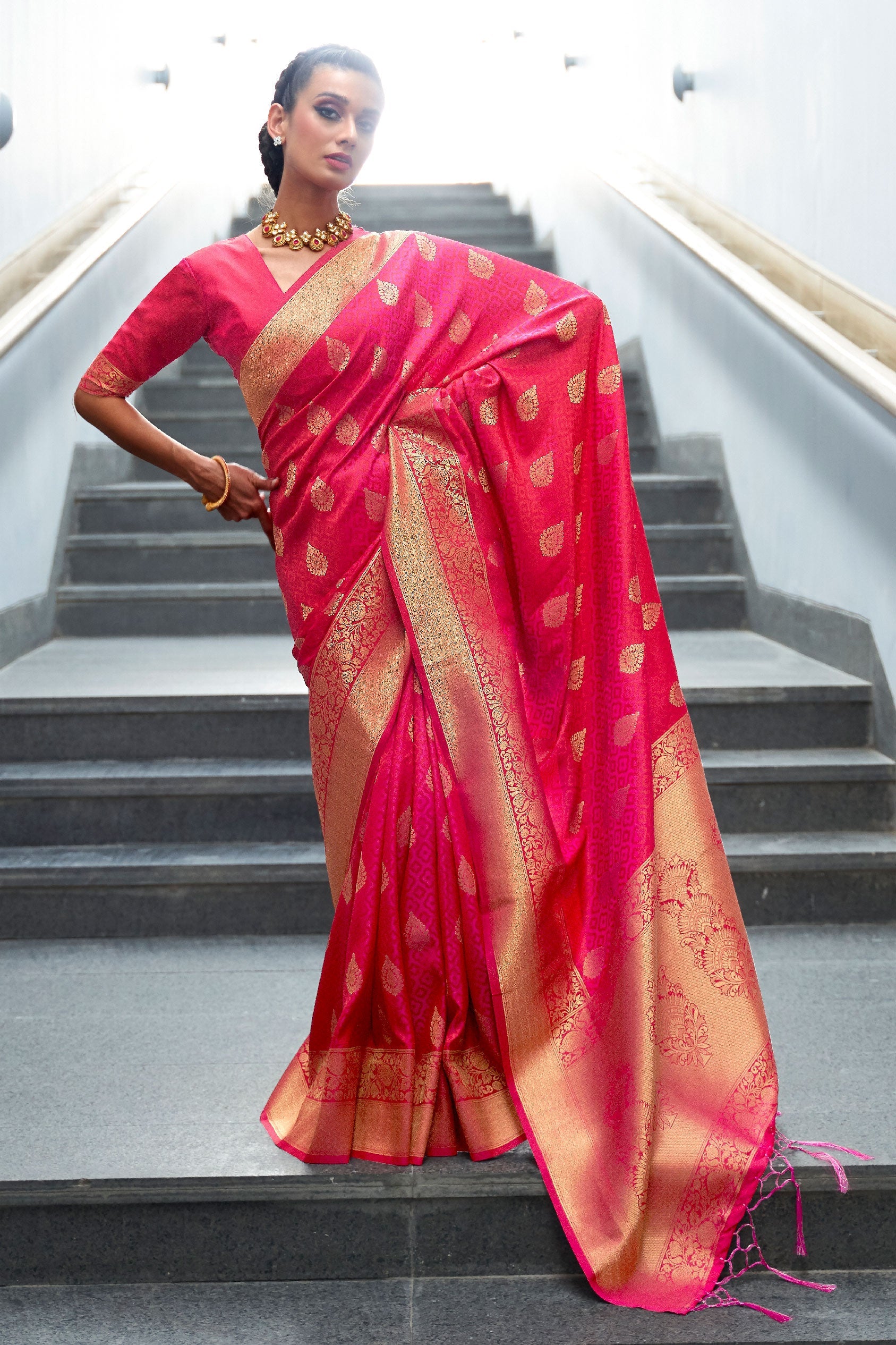 pink-woven-silk-saree-zb140066_1_SareeButa.com