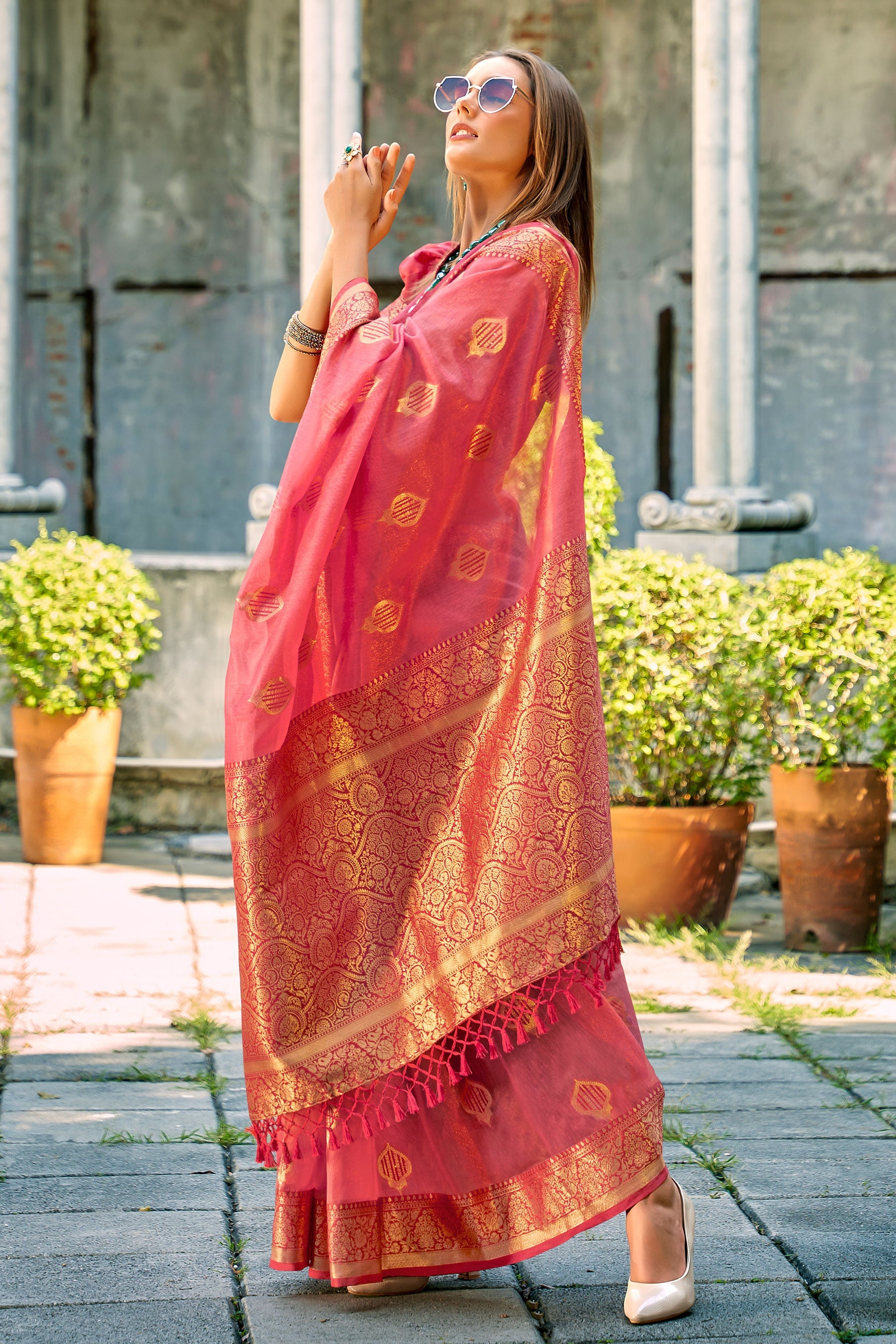 pink-woven-tissue-silk-saree-zb131193_3_SareeButa.com