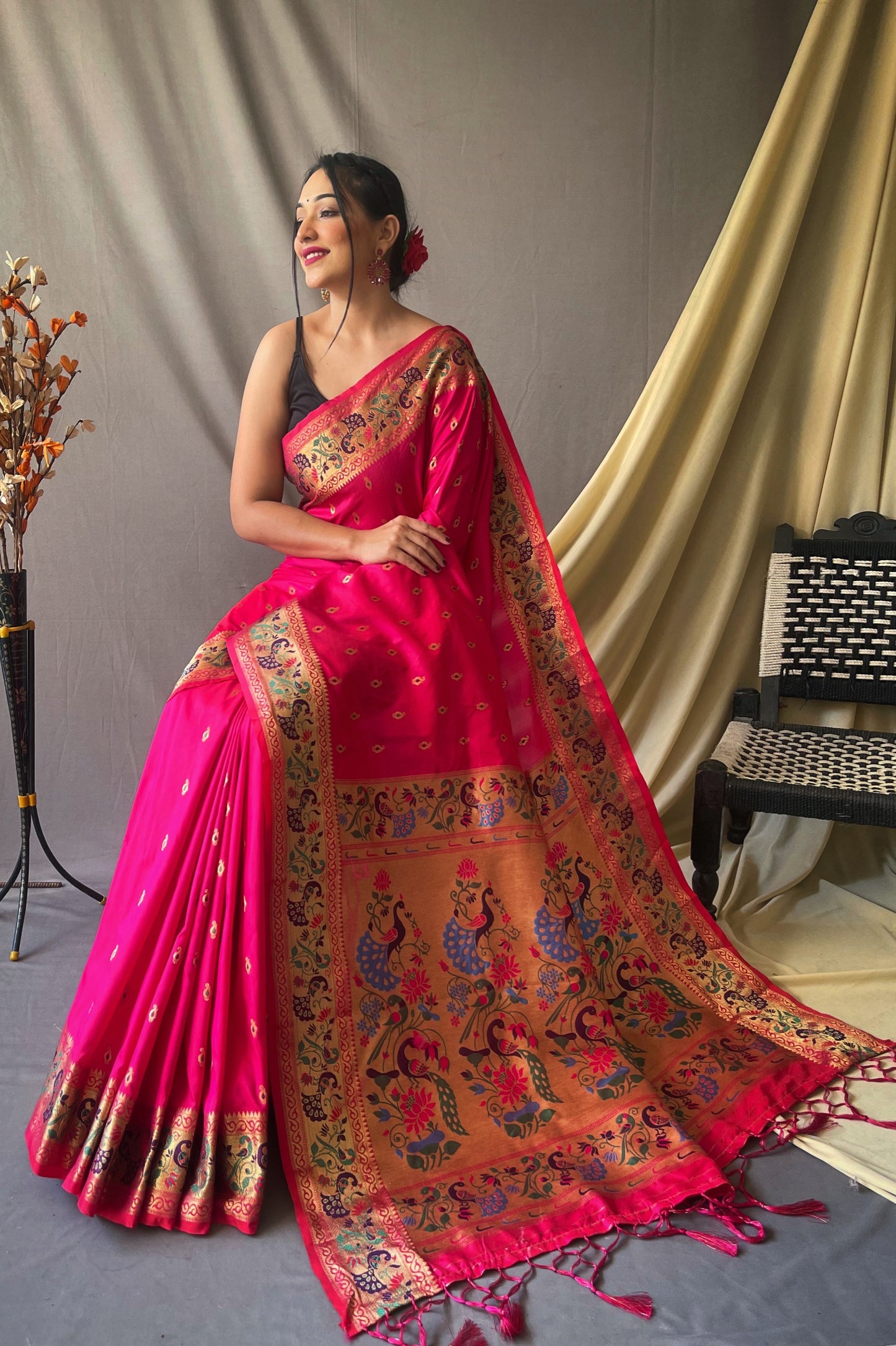 pink-paithani-silk-saree-zb131563_3_SareeButa.com