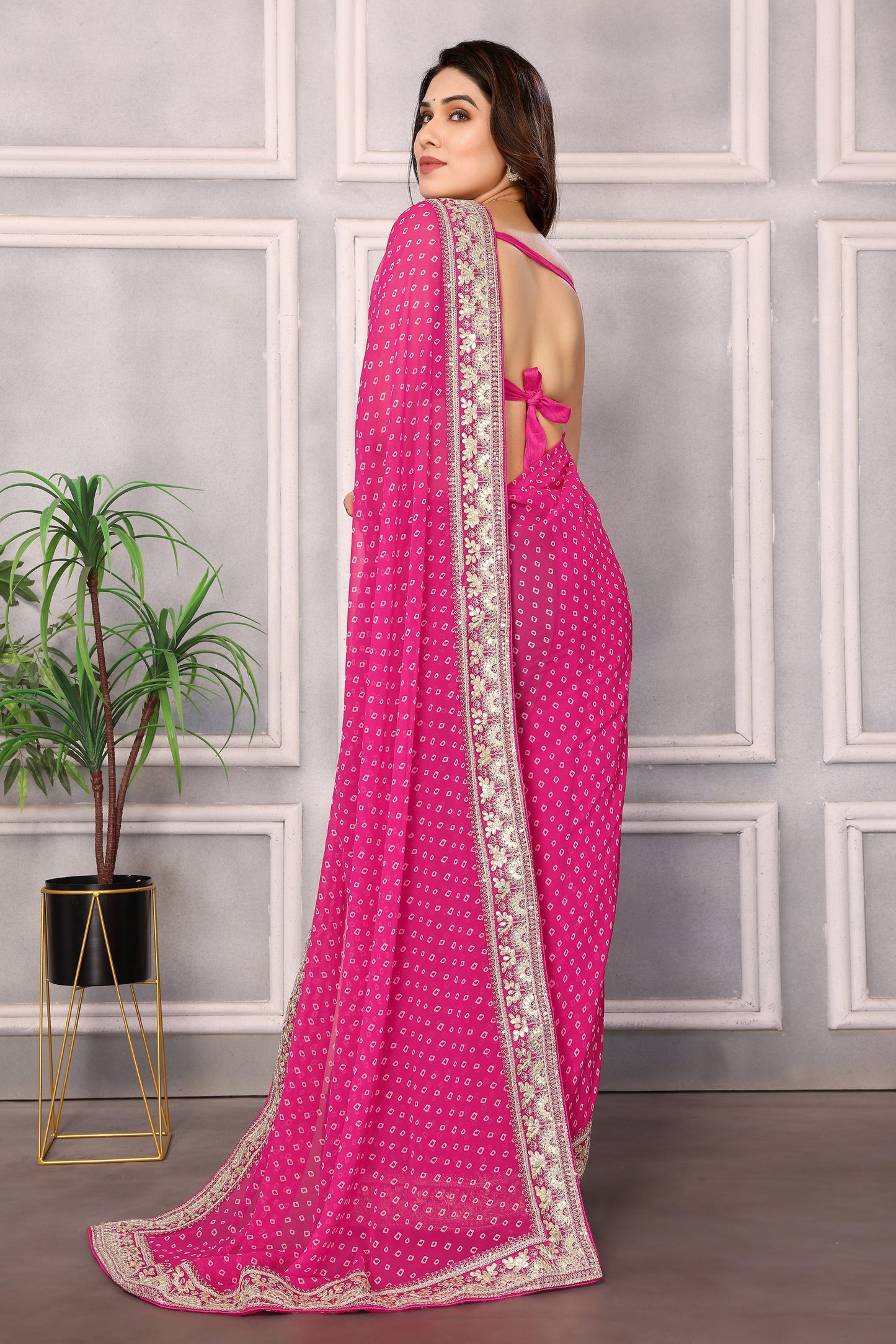 pink-embroidered-georgette-saree-zb131290_4_SareeButa.com