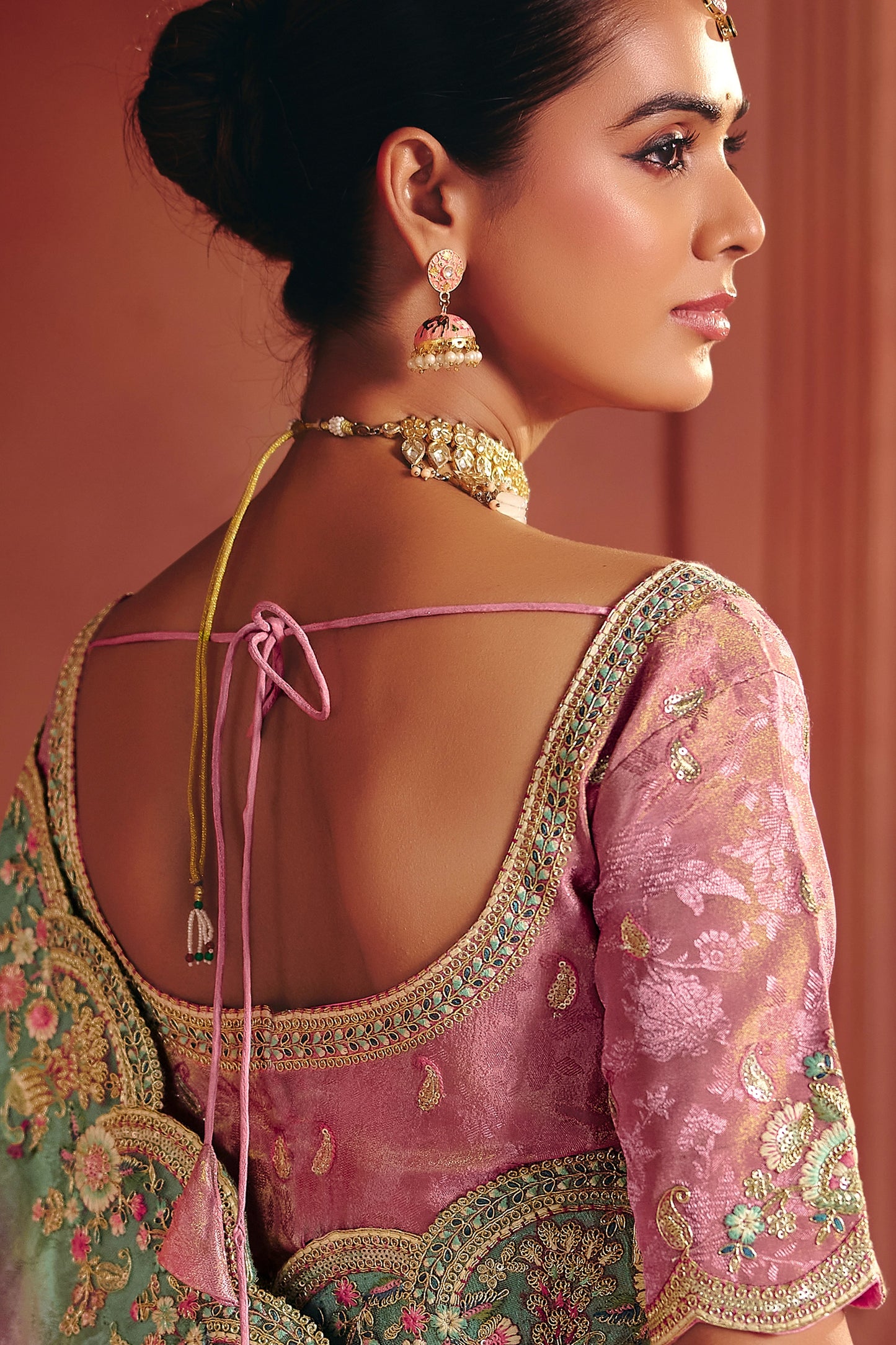 Pink Embroidered Jacquard Dola Silk Saree-SAR12083_3_SareeButa.com