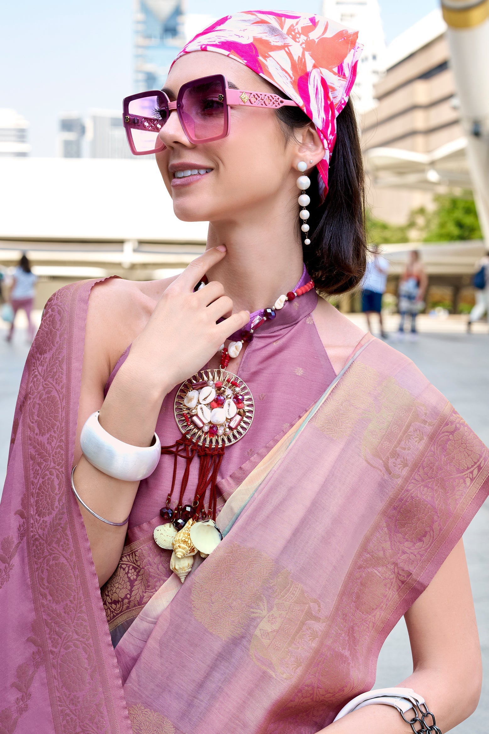 Pink Jacqaurd Silk Saree-ZB133855_4_SareeButa.com