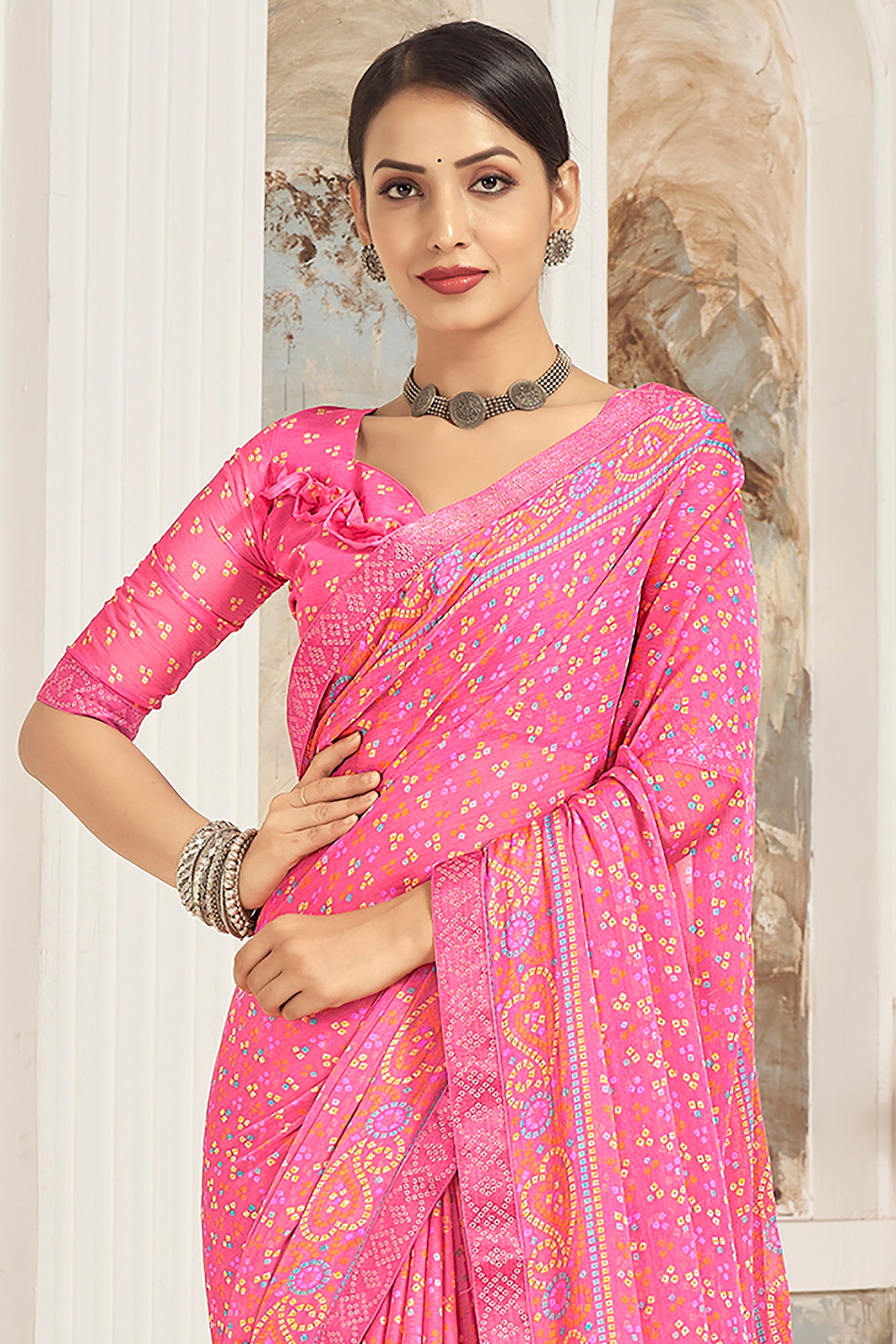 pink-printed-chiffon-saree-zb132707_2_SareeButa.com