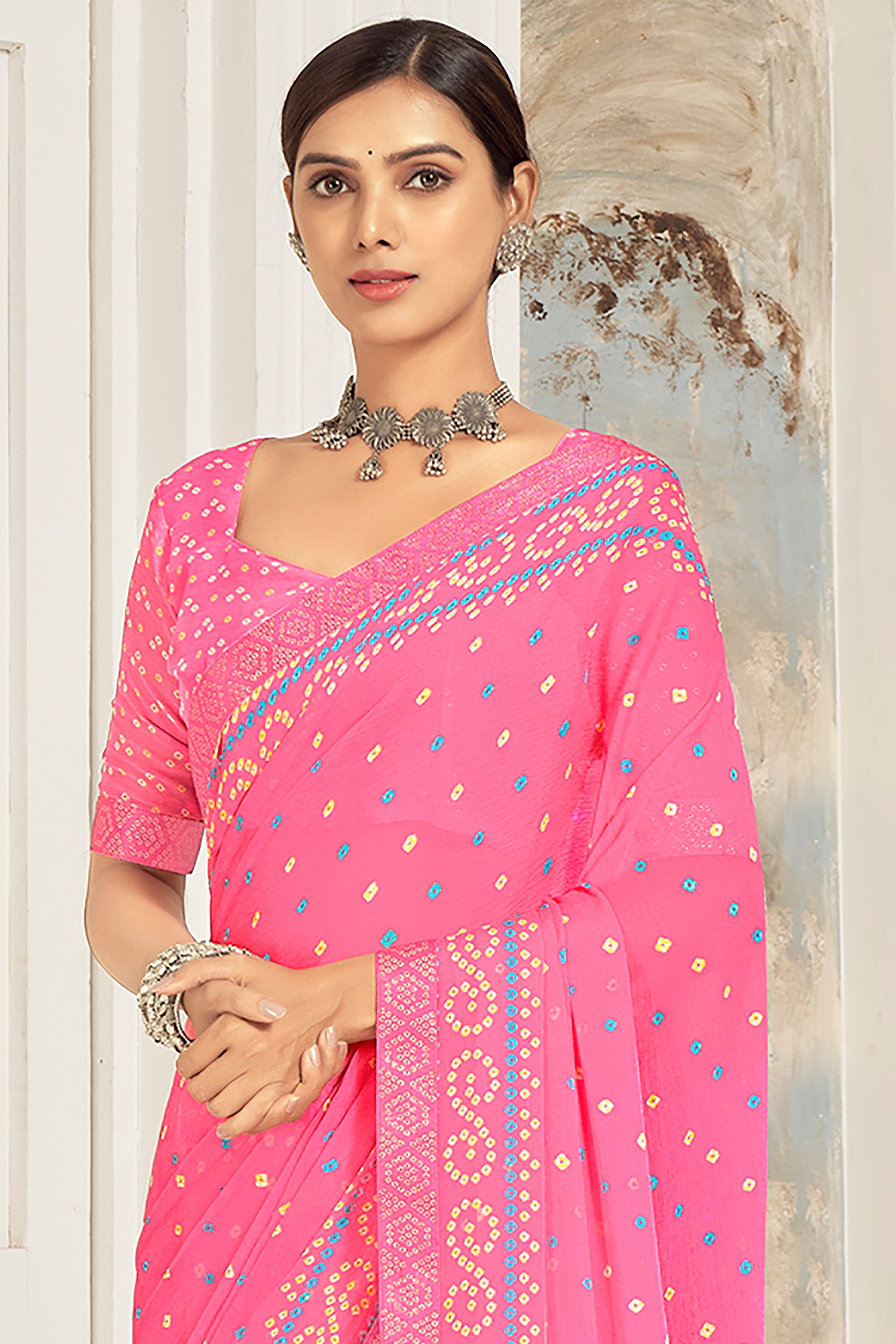 pink-printed-chiffon-saree-zb132718_3_SareeButa.com