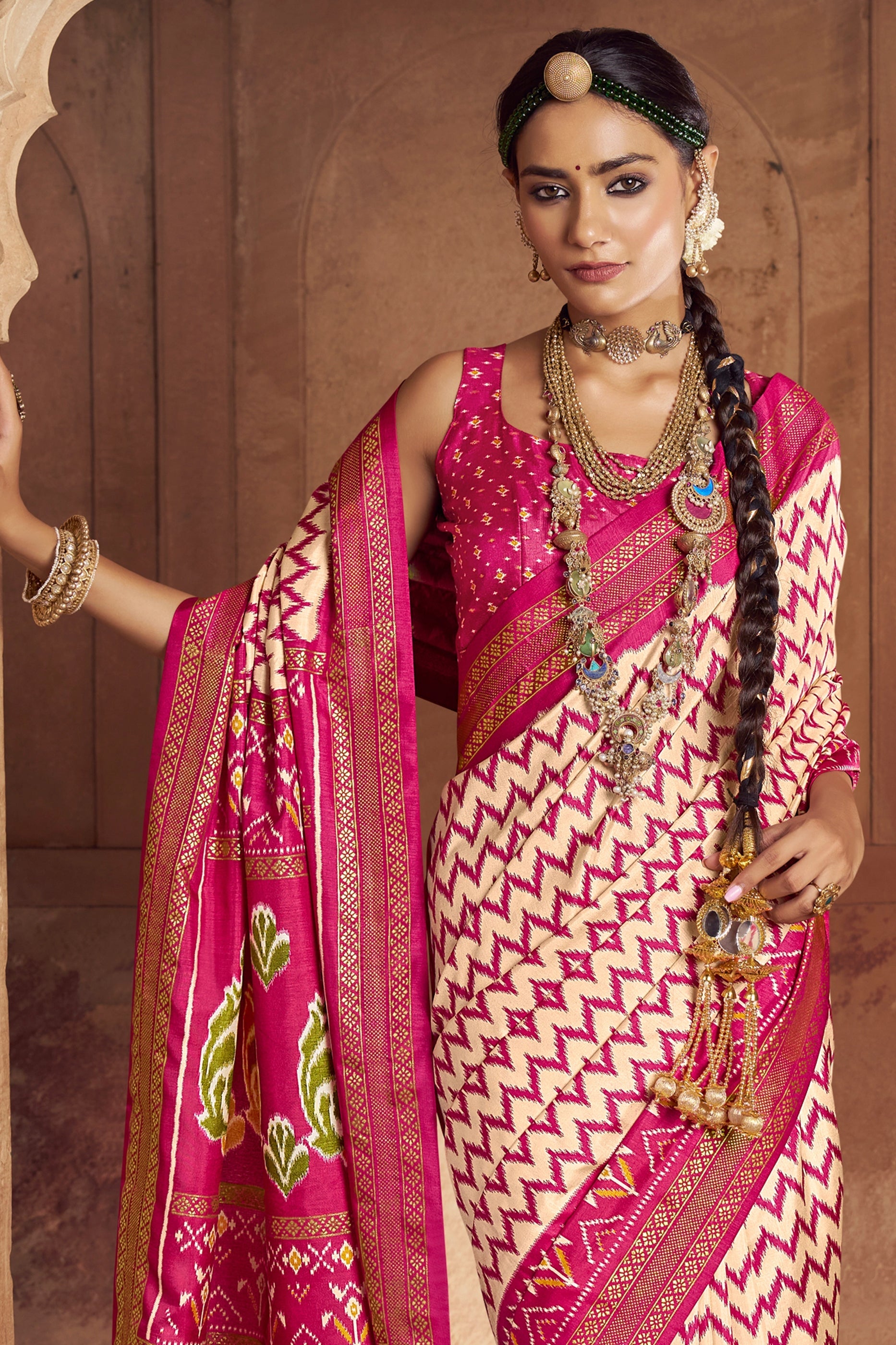 Pink Printed Patola Silk Saree-SAR10383_3_SareeButa.com