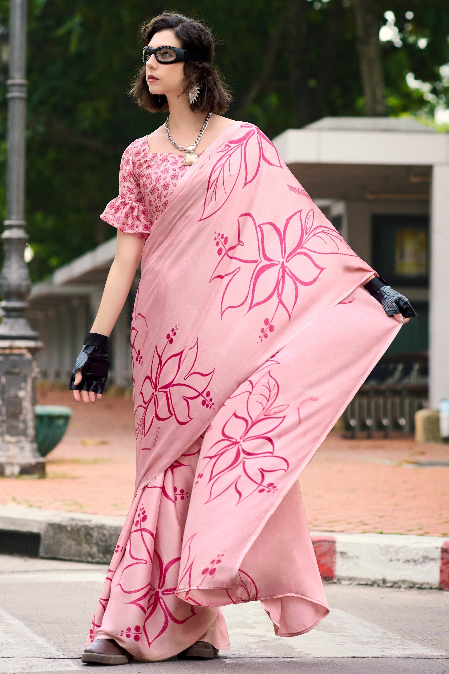 pink-printed-satin-saree-zb132479_3_SareeButa.com