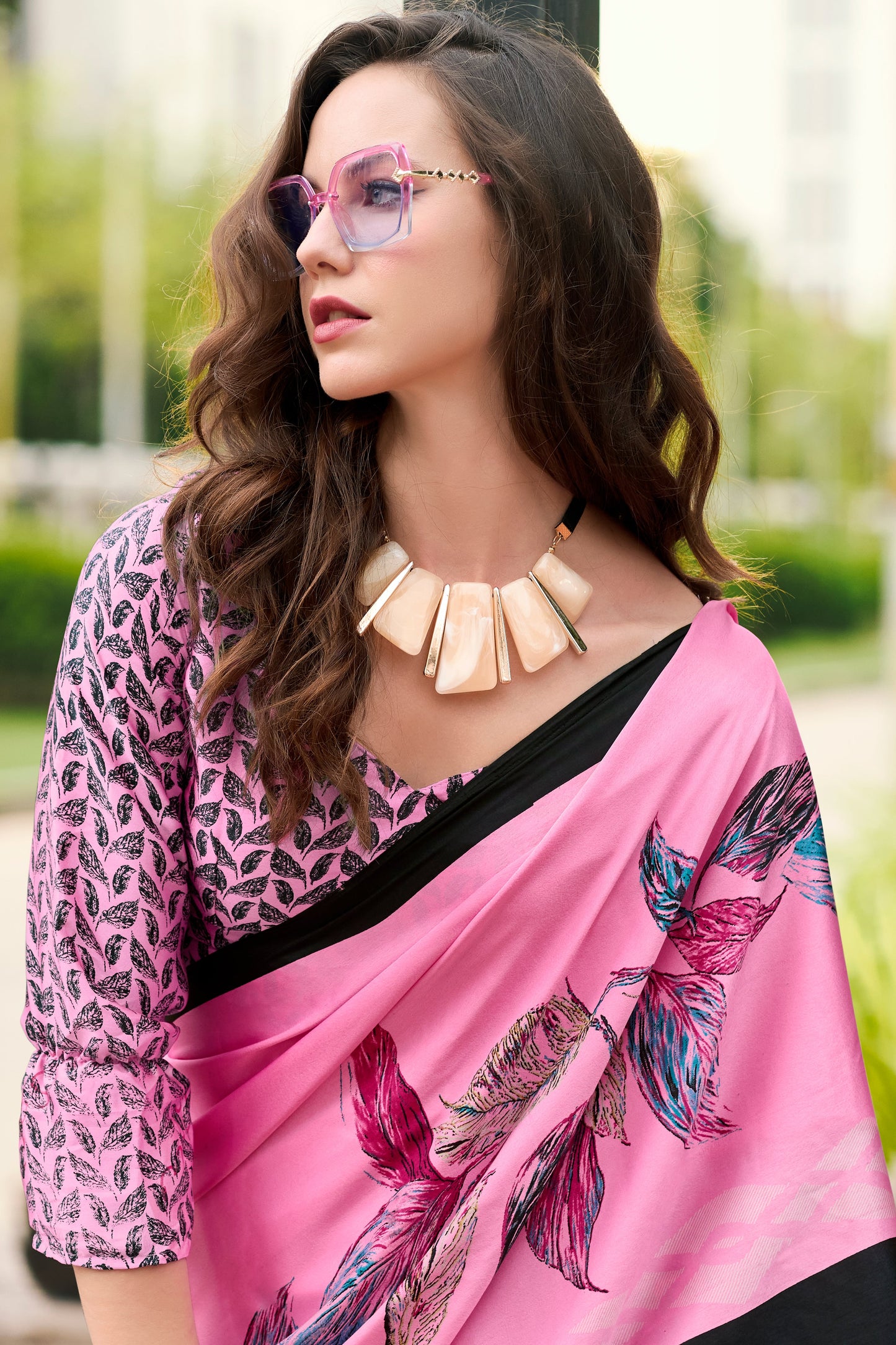 pink-printed-satin-saree-zb132483_4_SareeButa.com