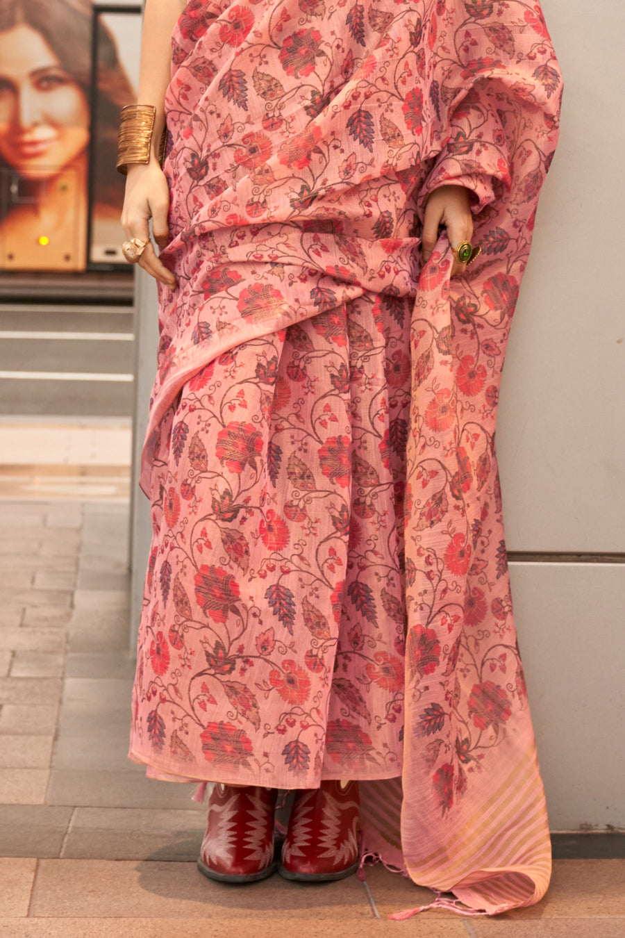 pink-printed-tissue-saree-zb132051_4_SareeButa.com