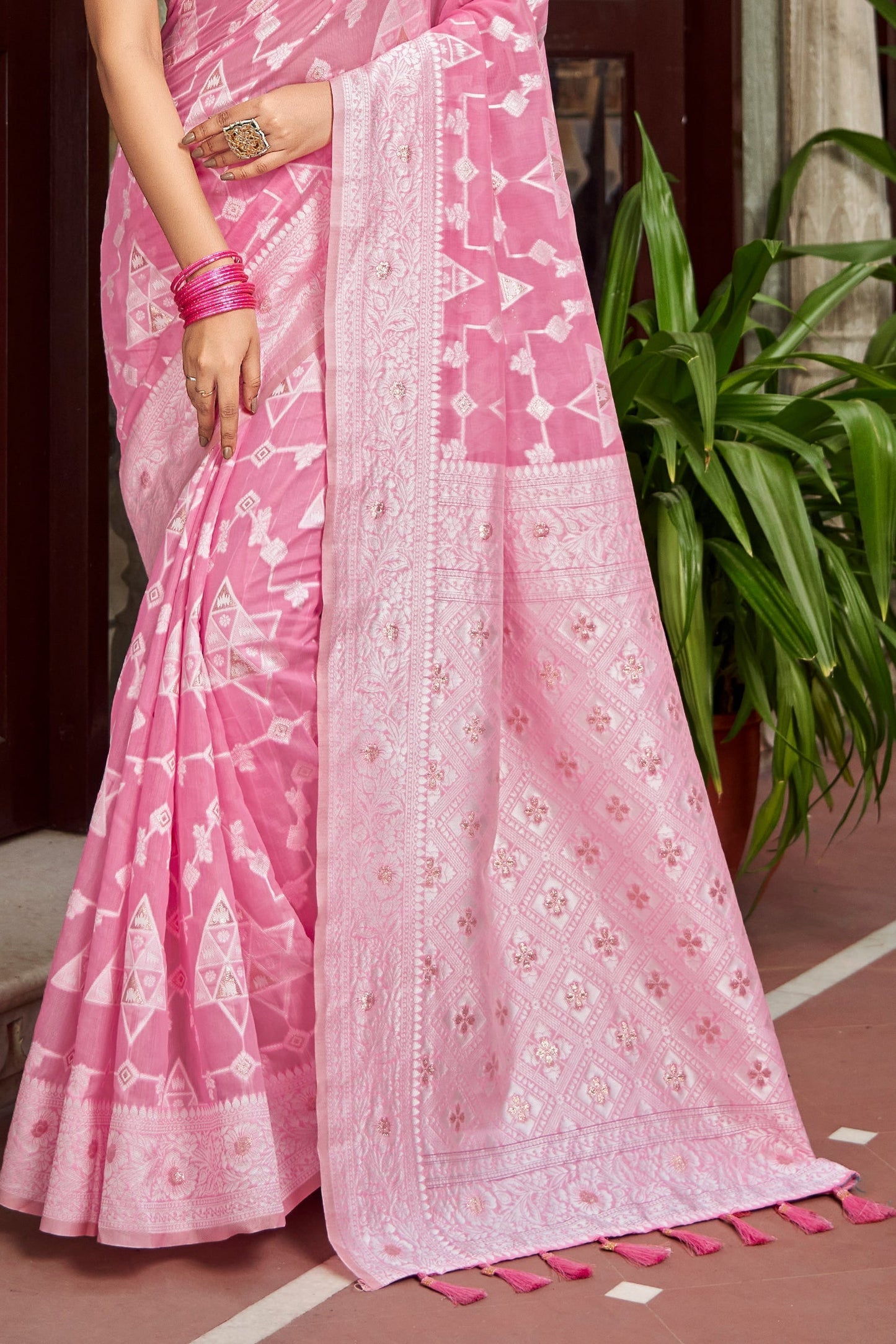 pink-woven-cotton-saree-zb132438_3_SareeButa.com