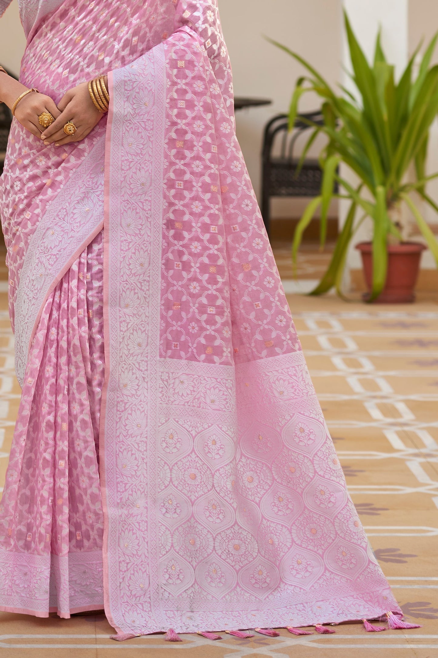 pink-woven-cotton-saree-zb132453_3_SareeButa.com