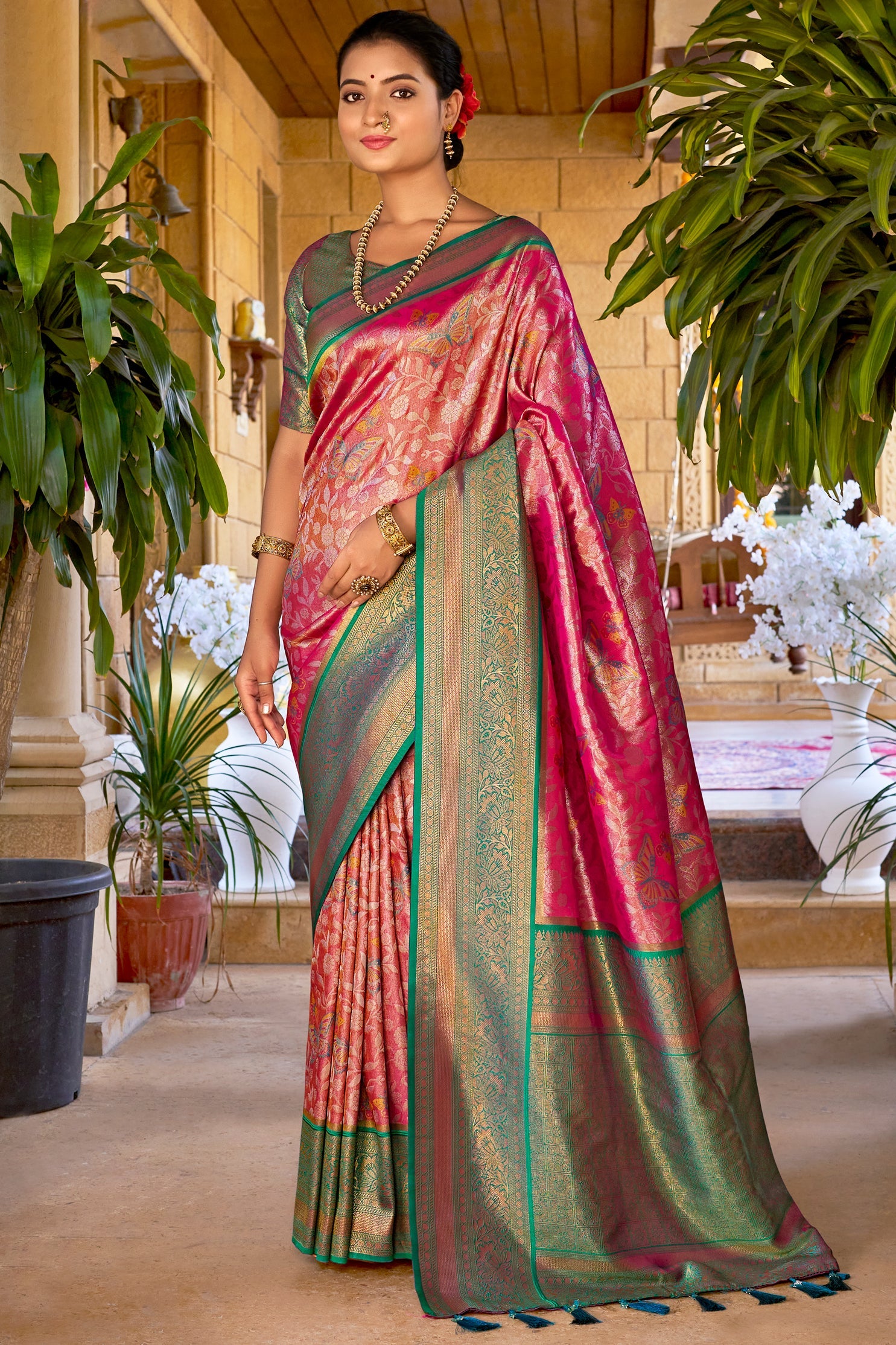 pink-silk-kanjivaram-saree-zb132335_1_SareeButa.com