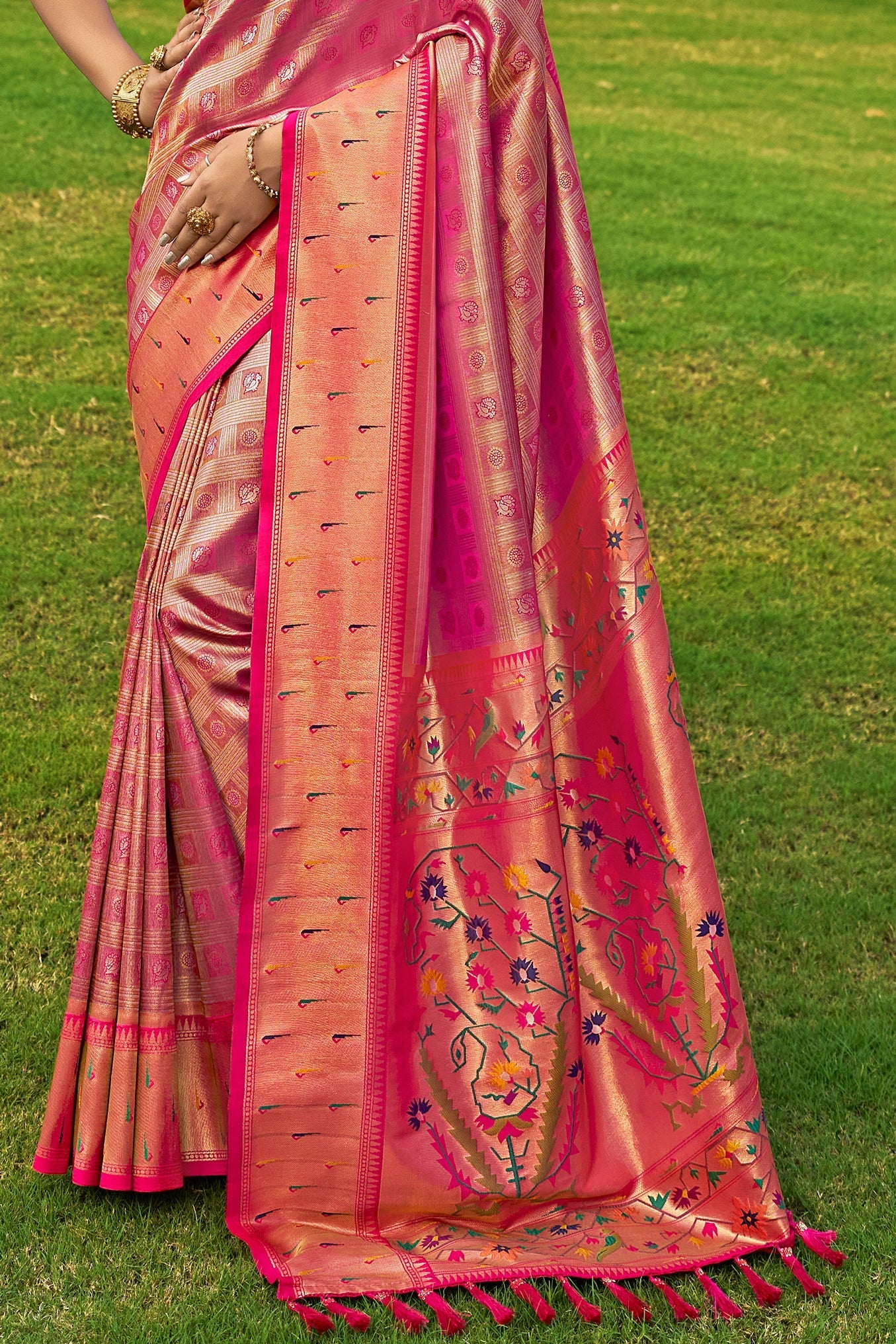 pink-silk-paithani-saree-zb132378_4_SareeButa.com