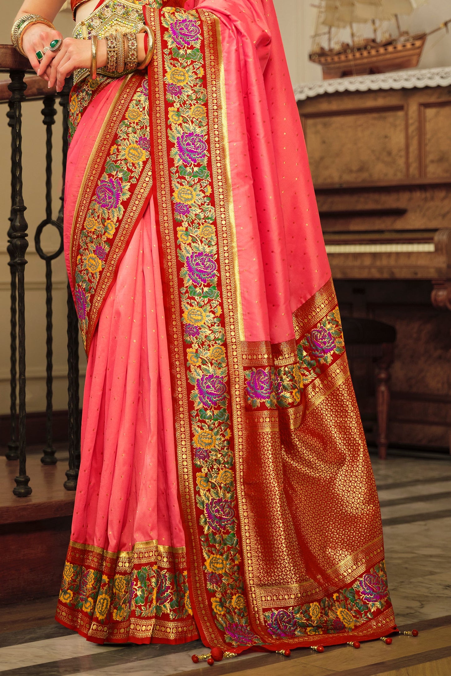 Pink Woven Banarasi Saree-ZB133632_4_SareeButa.com