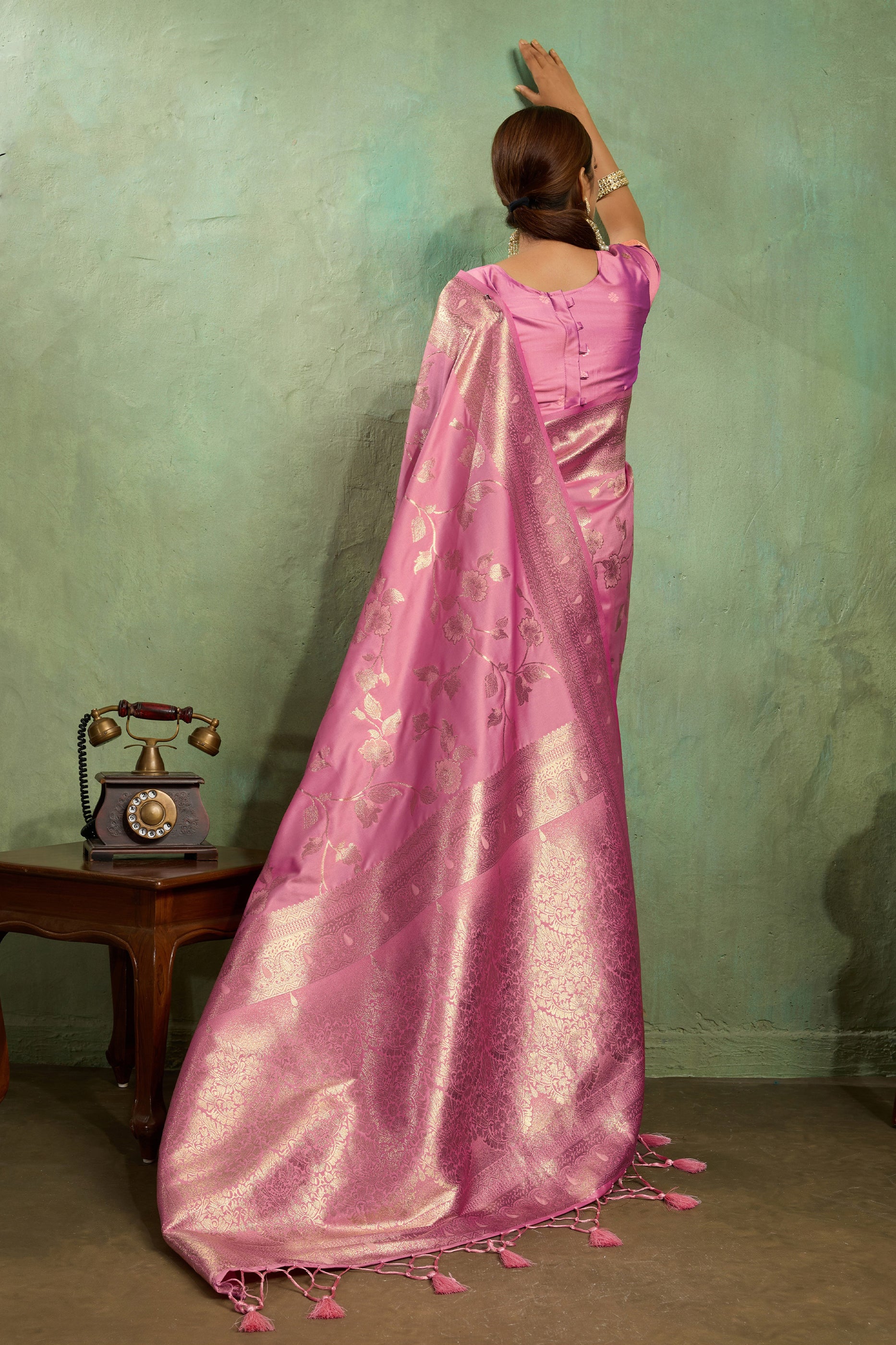 Pink Woven Banarasi Silk Saree-SAR11796_3_SareeButa.com