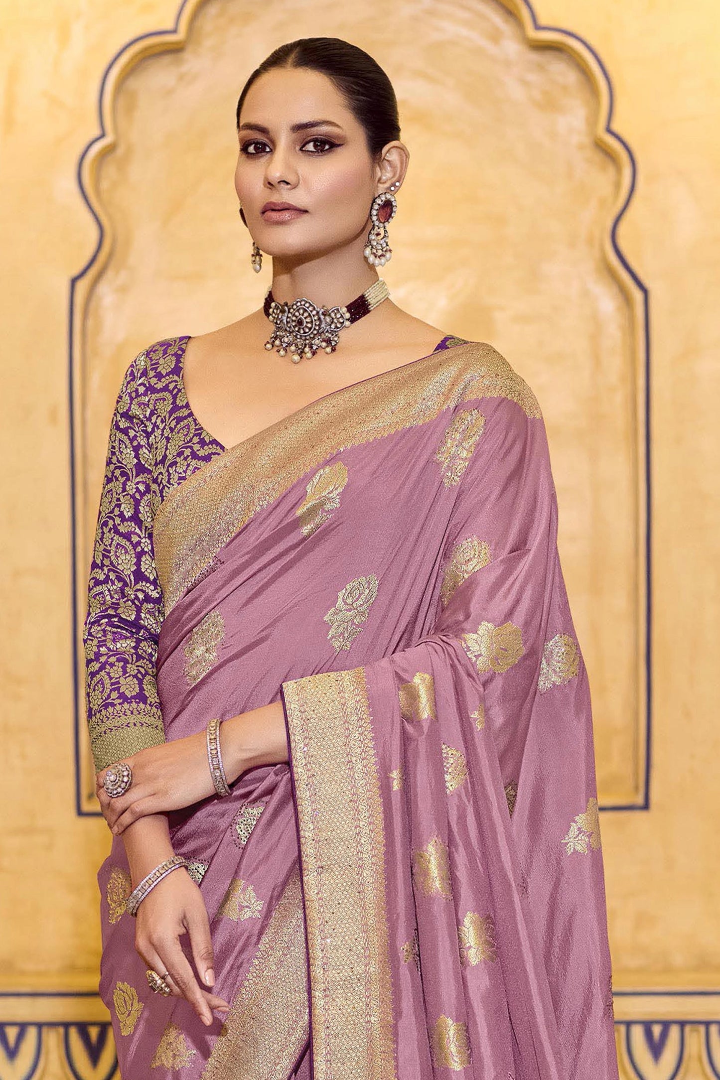 Pink Woven Crepe Silk Saree-SAR11159_3_SareeButa.com