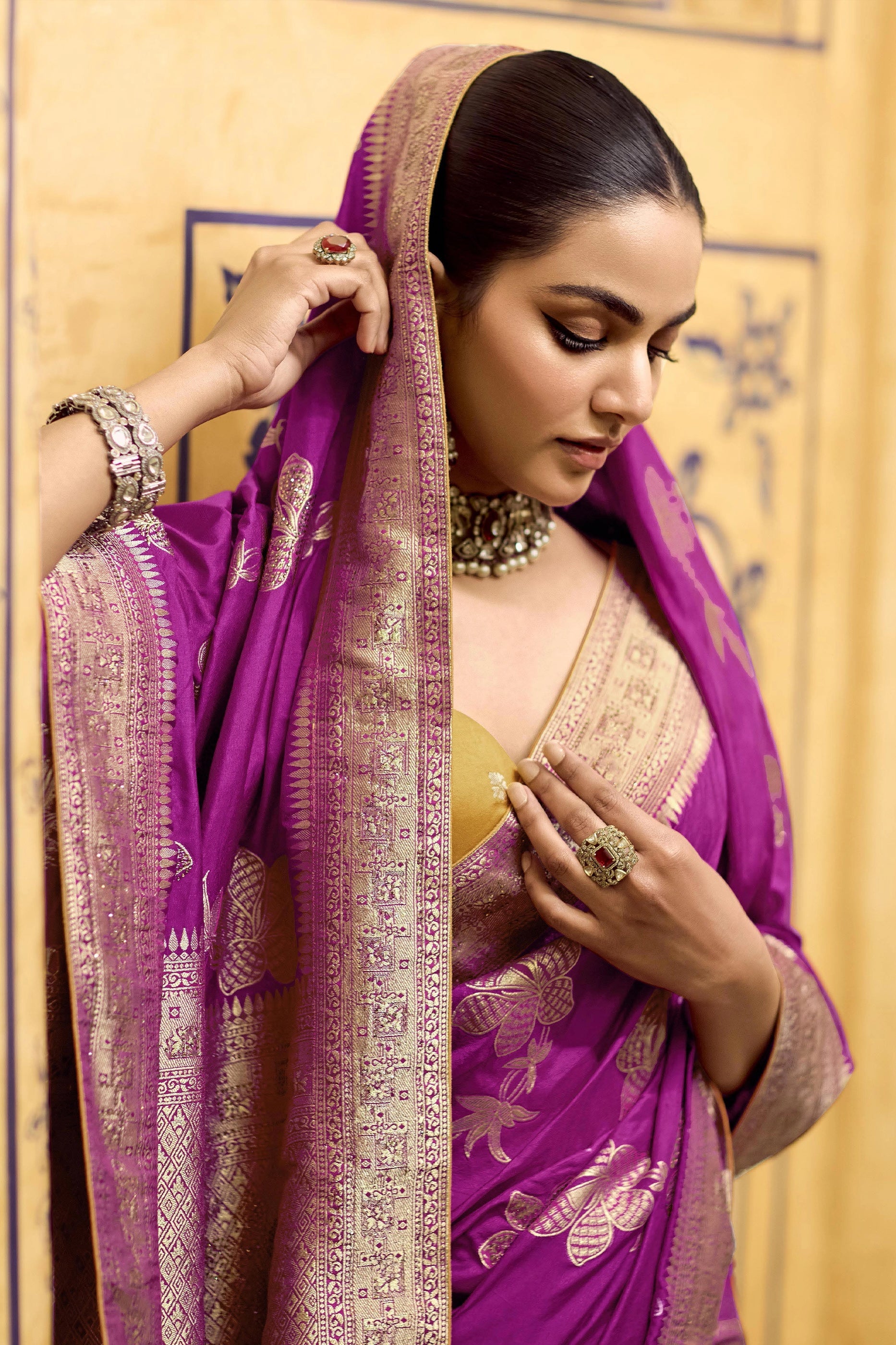 Pink Woven Crepe Silk Saree-SAR11161_3_SareeButa.com