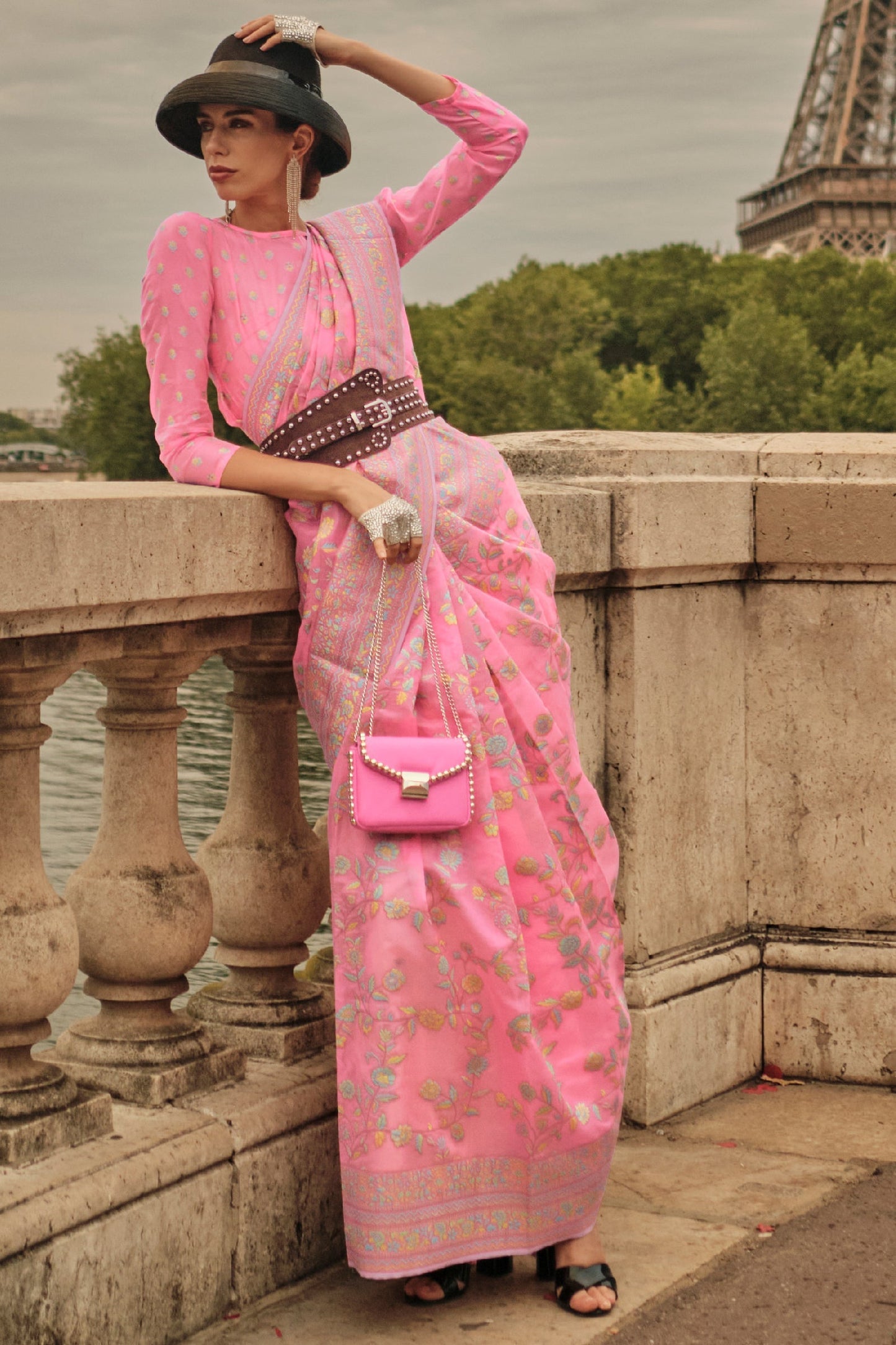 pink-woven-organza-saree-zb131976_2_SareeButa.com