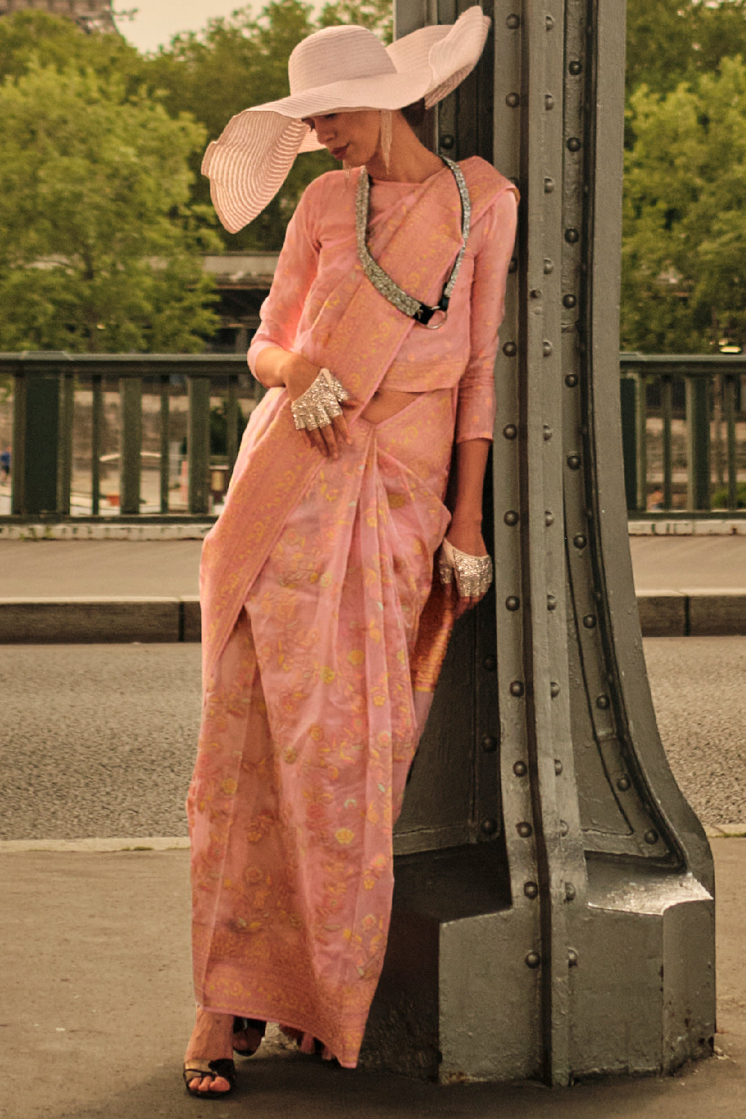 pink-woven-organza-saree-zb131978_2_SareeButa.com