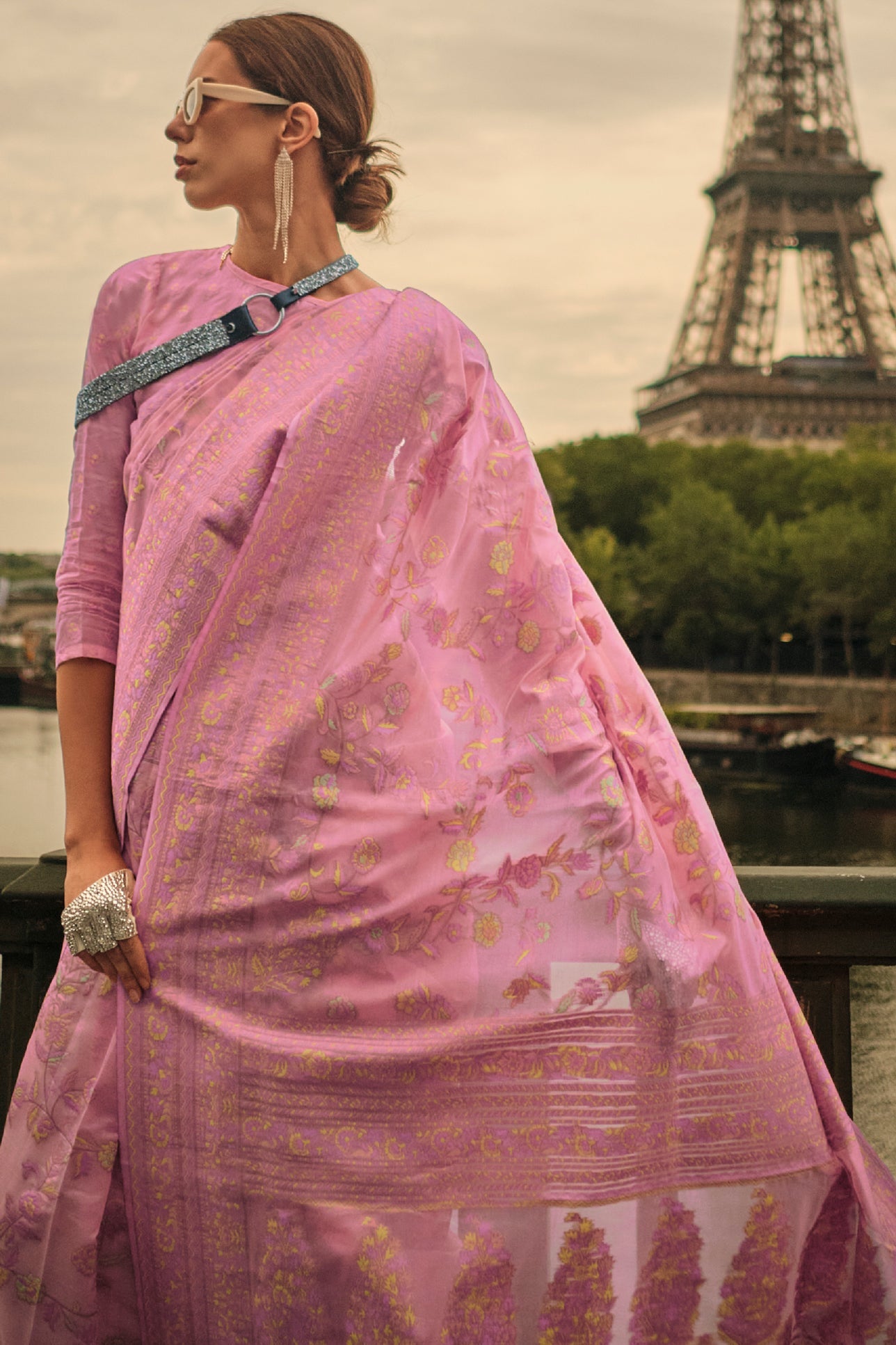 pink-woven-organza-saree-zb131980_2_SareeButa.com