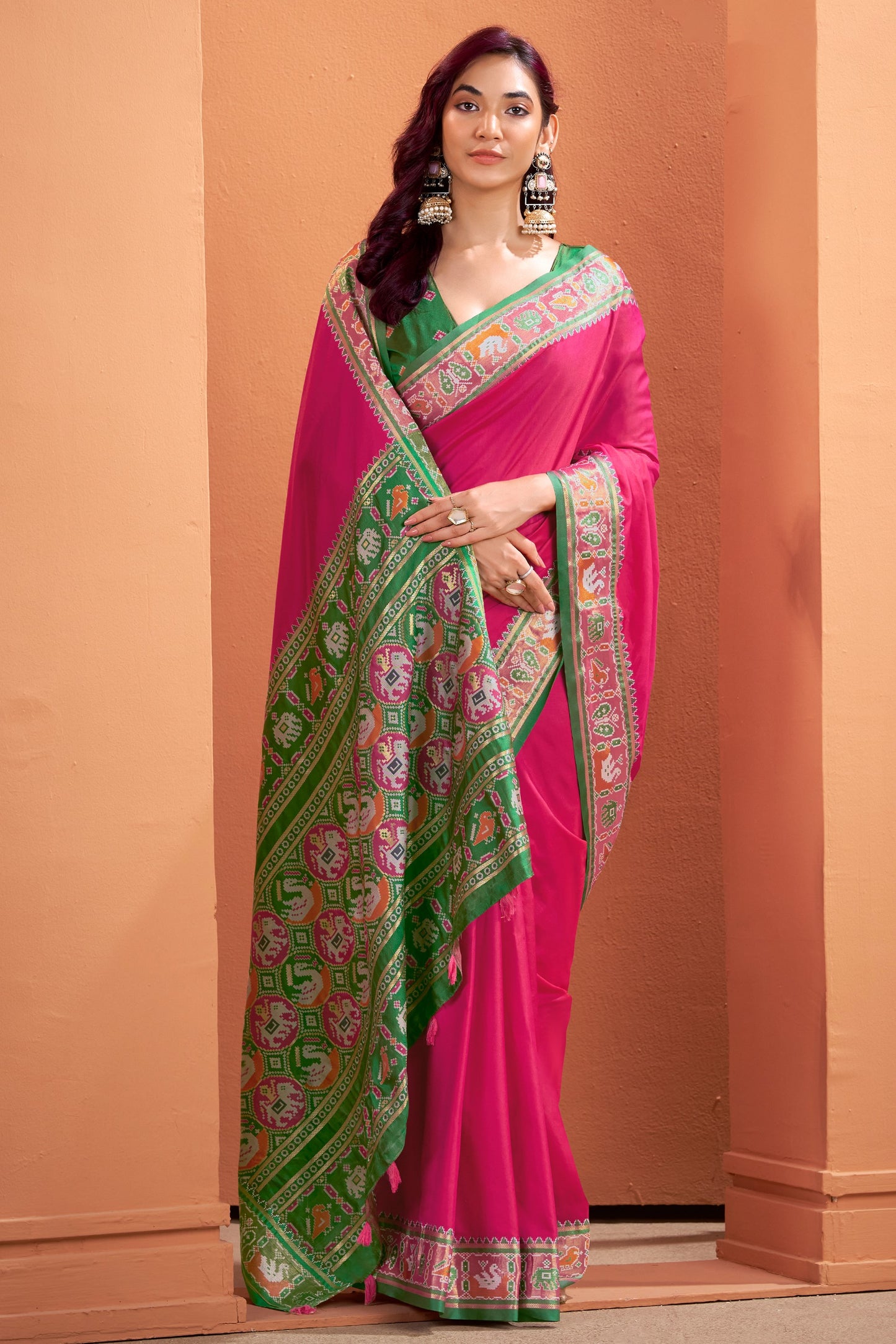 Pink Woven Patola Silk Saree-SAR10036_4_SareeButa.com