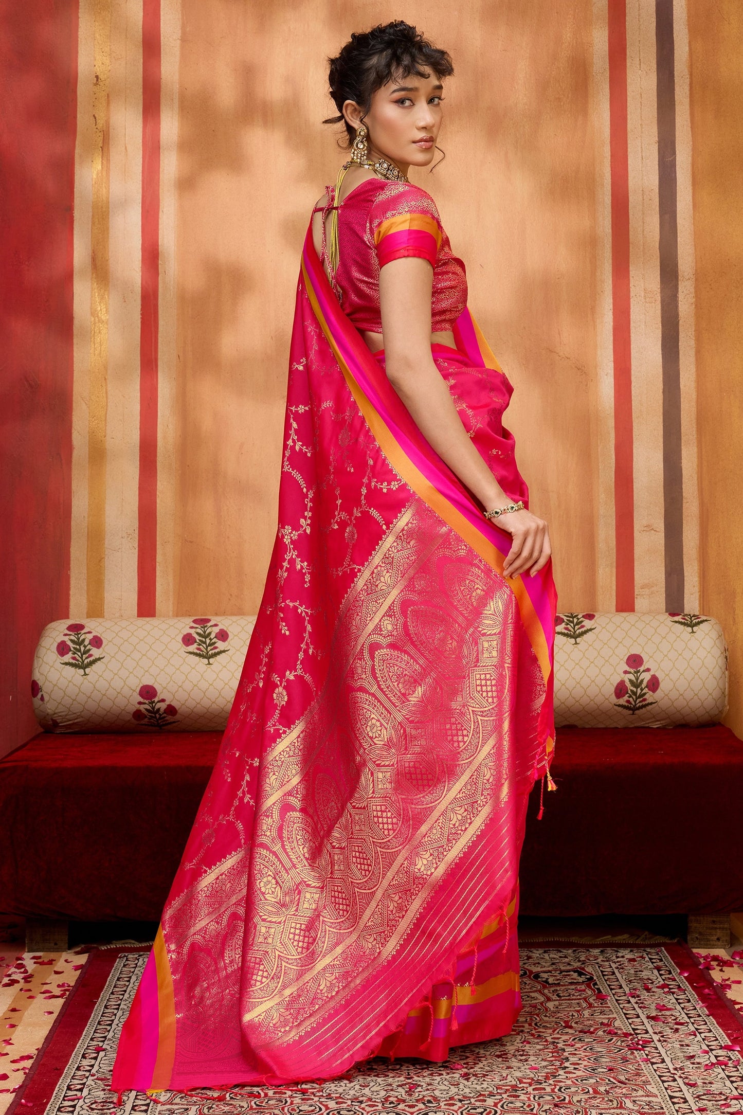 Pink Woven Silk Saree-SAR11235_4_SareeButa.com
