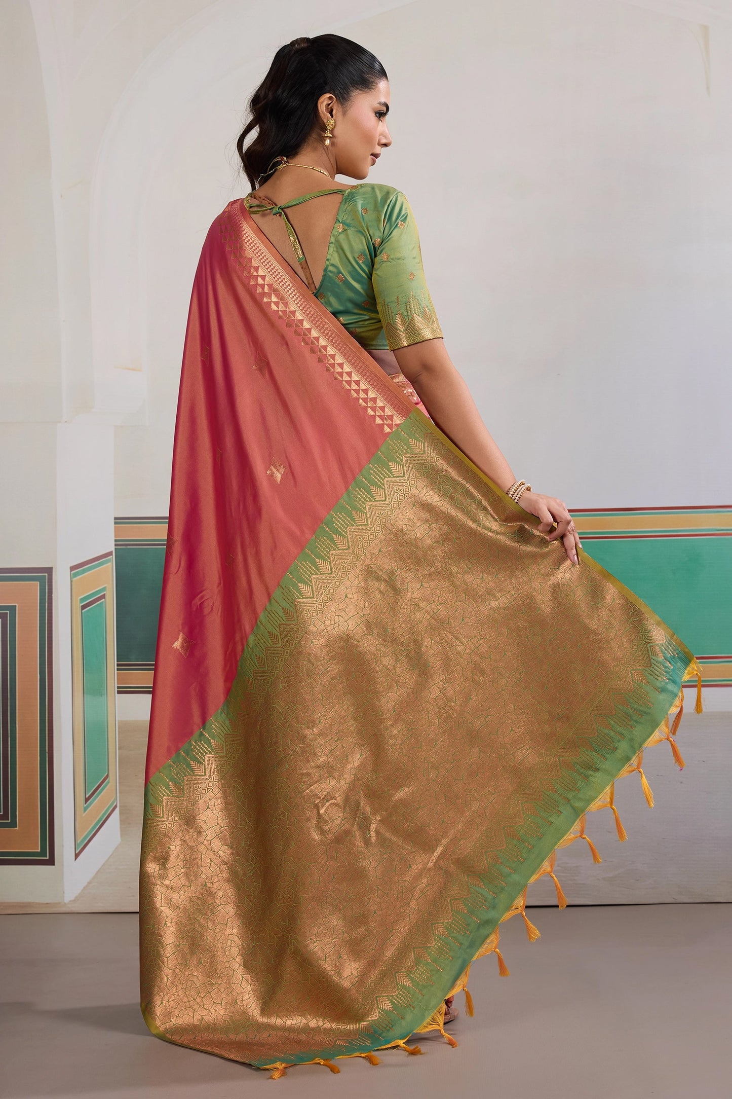 Pink Woven Silk Saree-SAR11472_3_SareeButa.com