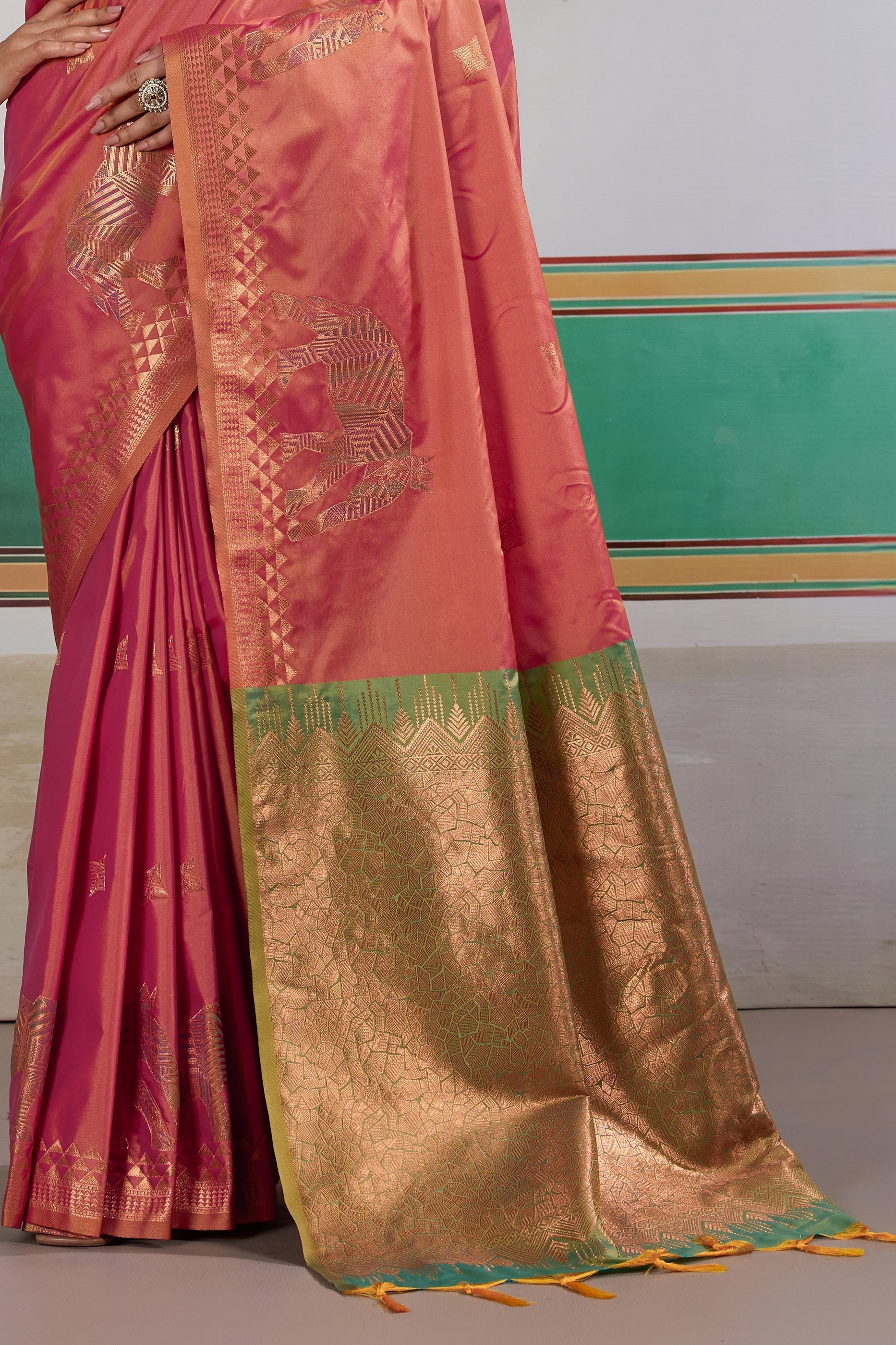 Pink Woven Silk Saree-SAR11472_5_SareeButa.com