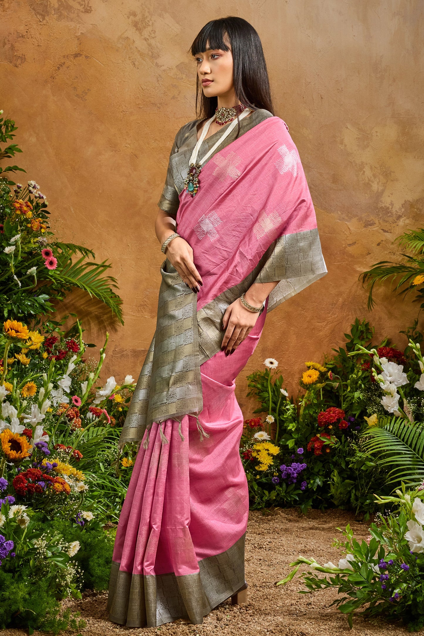 Pink Woven Silk Saree-SAR11931_3_SareeButa.com