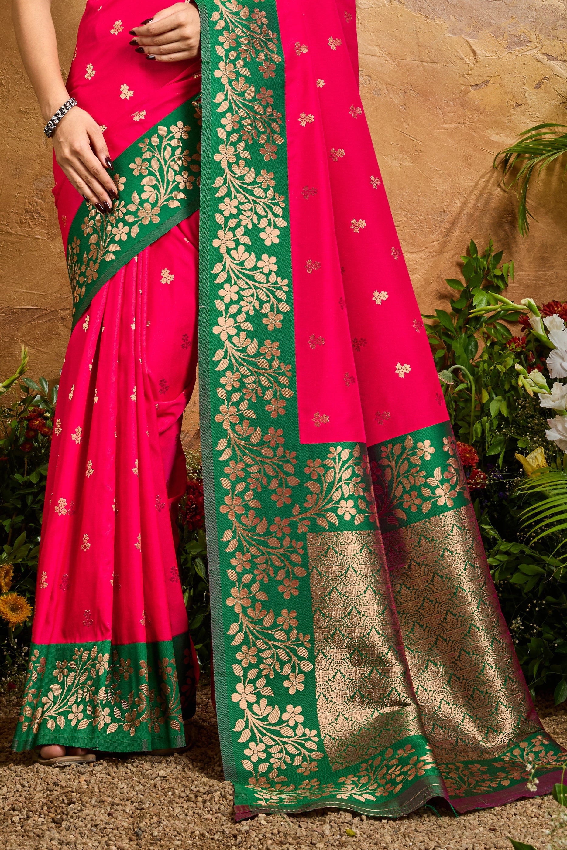 Pink Woven Silk Saree-SAR12320_5_SareeButa.com